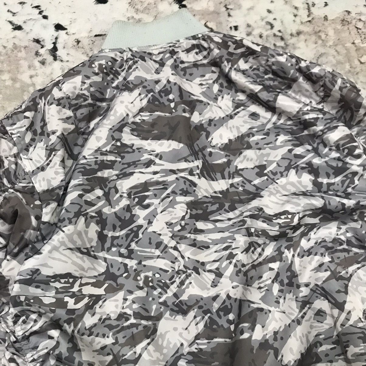 Japanese Brand Fieldcore Warm & Toughness Navy Camo Style Bomber Jacket Size US L / EU 52-54 / 3 - 4 Thumbnail