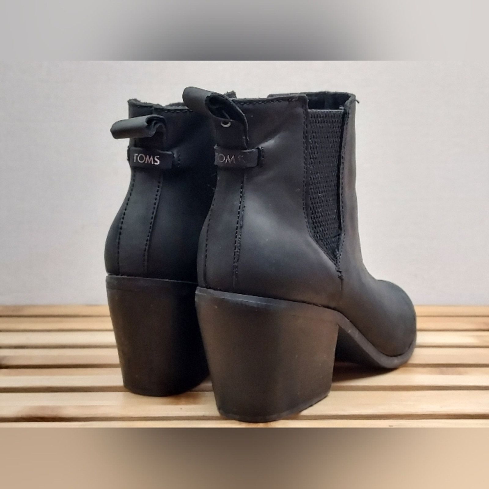 Toms TOMS Womens Black Everly Leather Pull On Ankle Boots Size 9 Size US 9 / IT 39 - 3 Thumbnail
