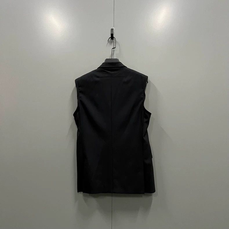 Givenchy Givenchy Size50 Black Collar Lapel Suit Vest Size US M / EU 48-50 / 2 - 2 Thumbnail