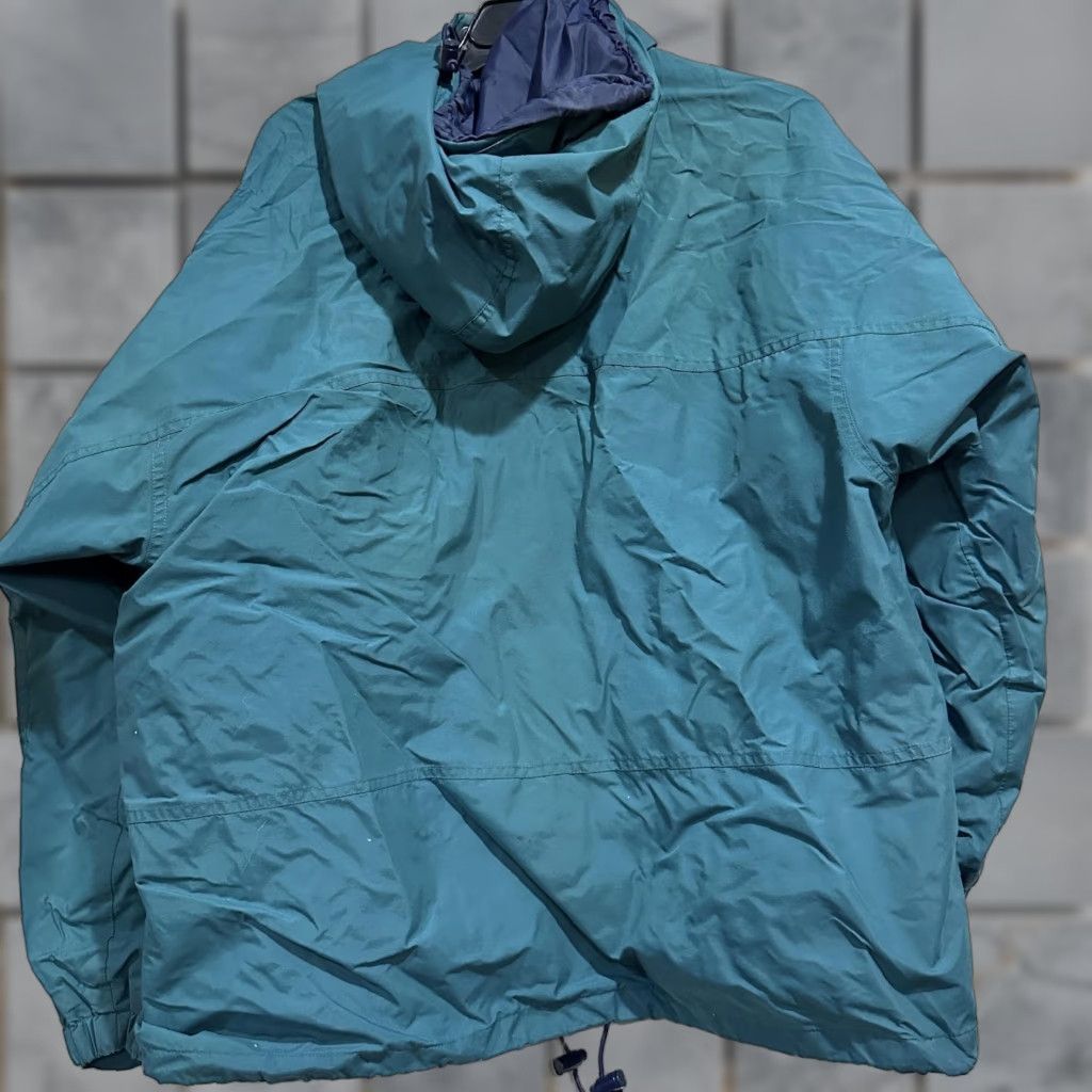 Eddie Bauer VINTAGE Eddie Bauer Jacket Womens L Green Hooded Waterproof Nylon BLEMISH Zipper Rain Coat All Seasons Windproof Full Zip Casual Womens Size L / US 10 / IT 46 - 1 Thumbnail