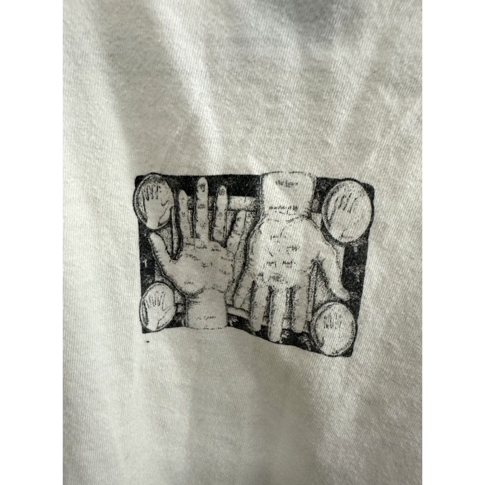Hanes VTG Palmistry Palm Reading Hand Life Line Fortune Future Art T-Shirt XL White Hanes Mens Shirt Size US XL / EU 56 / 4 - 4 Thumbnail
