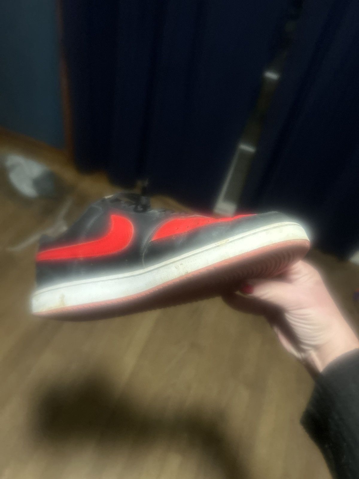 Nike Nike low top sneakers Size US 11 / EU 44 - 2 Thumbnail