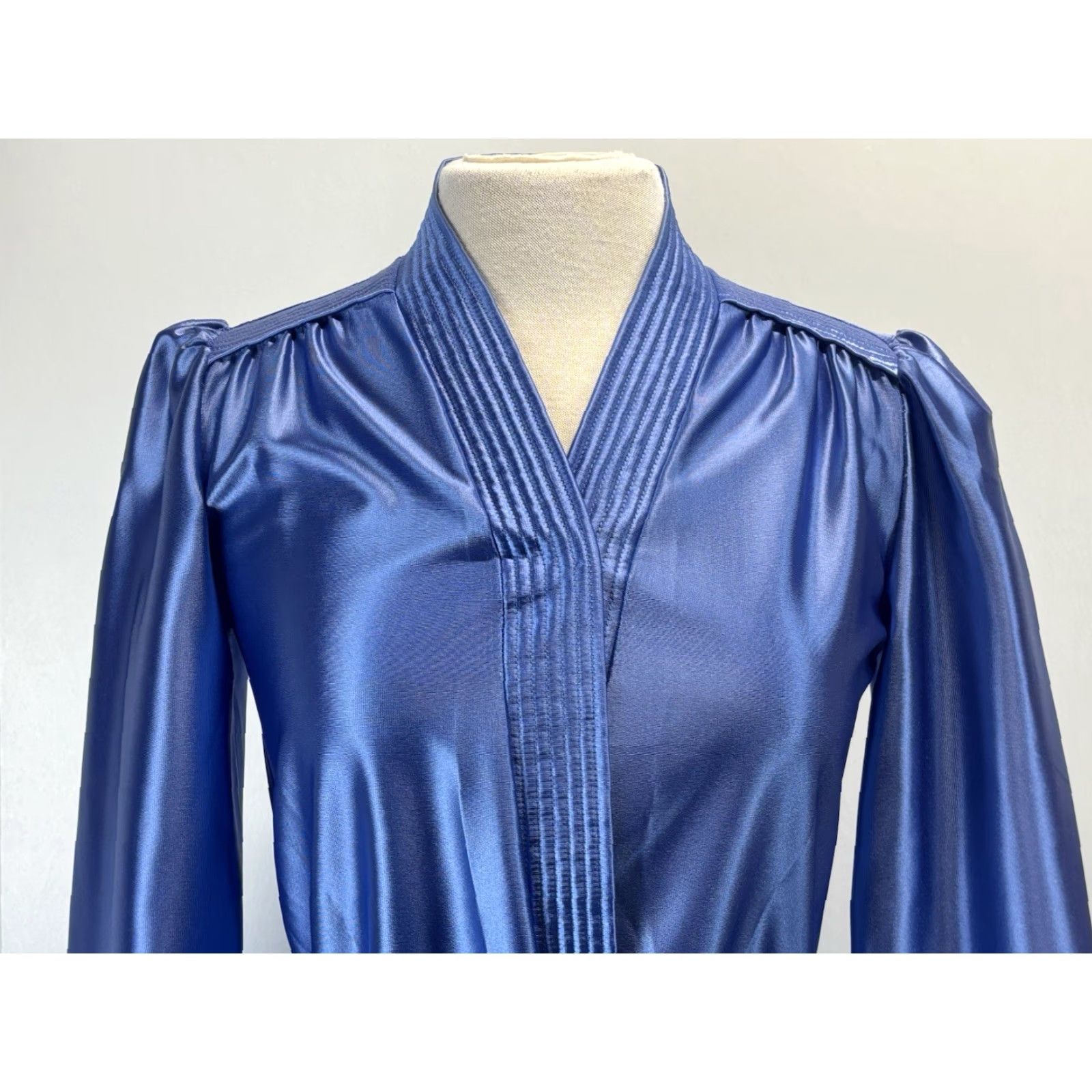 CO VINTAGE Barad & Co Satin Robe Petite (XS/S) Blue 1970s Lounge Womens Union Made USA Size ONE SIZE - 5 Thumbnail