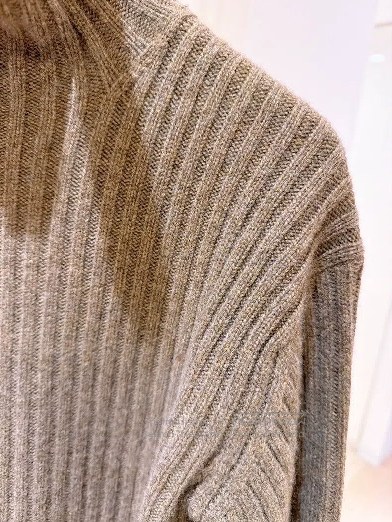 Loro Piana Loro Piana Moss Green Baby Cashmere Knit Crew Neck Sweater Size XS / US 0-2 / IT 36-38 - 3 Thumbnail