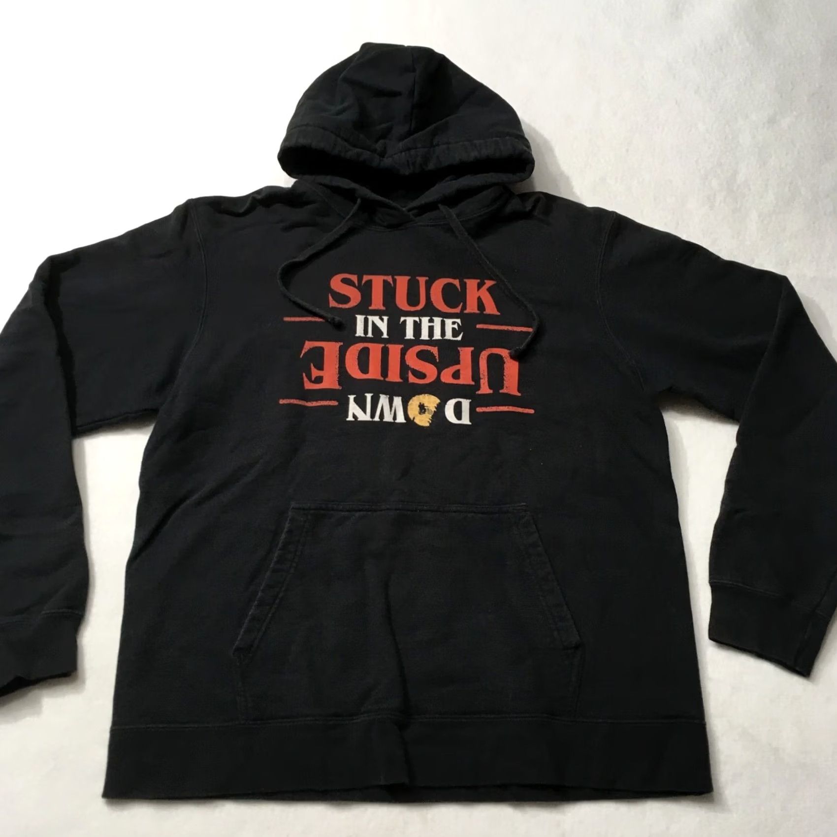 Vintage Hoodie Black Large Pullover Sweatshirt Logo "upside down" Graphic Print hooded Unisex Adults L Black Logo Graphic Print Hoodie Size L / US 10 / IT 46 - 2 Thumbnail