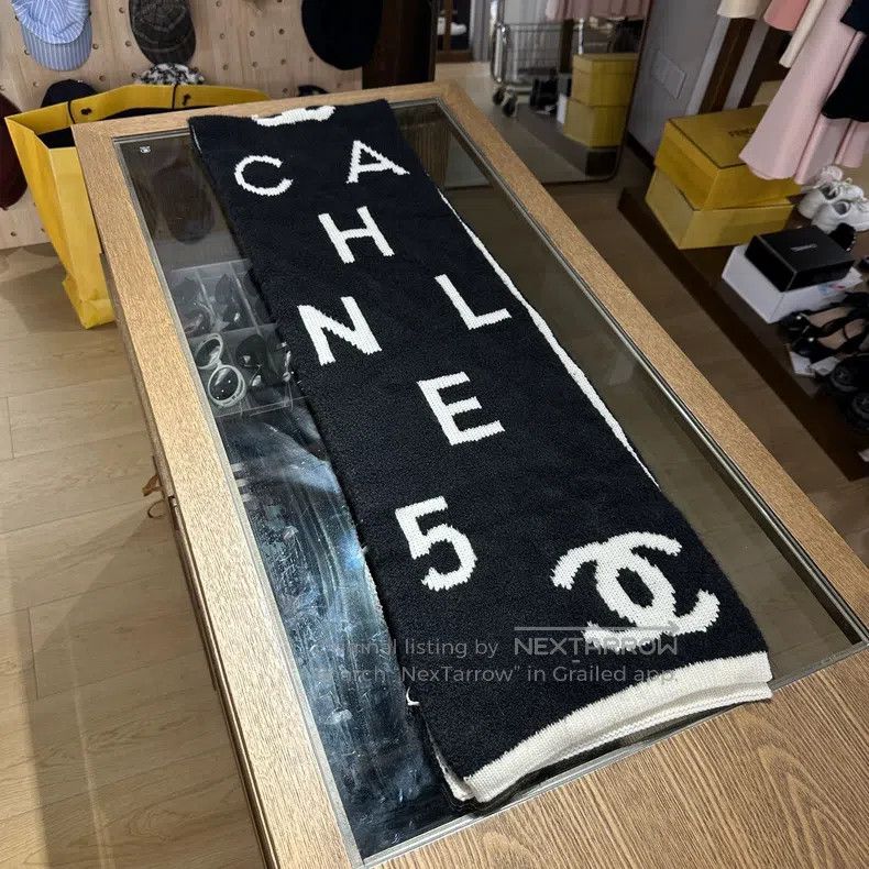 Chanel Chanel Letter Logo Cashmere Scarf Size ONE SIZE - 1 Thumbnail