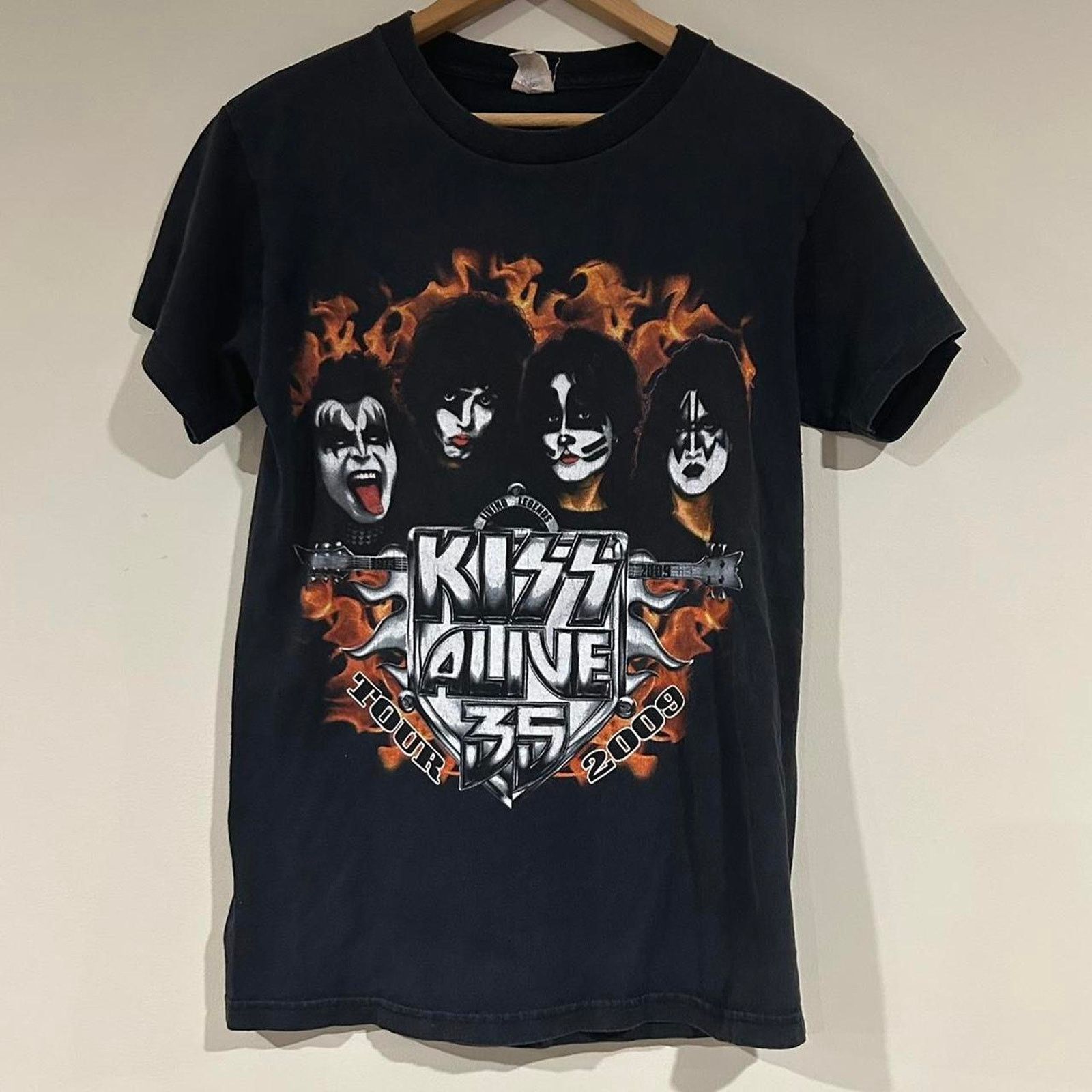 Delta 2009 Kiss Rock Band 35 Alive Concert Shirt Size US S / EU 44-46 / 1 - 1 Thumbnail