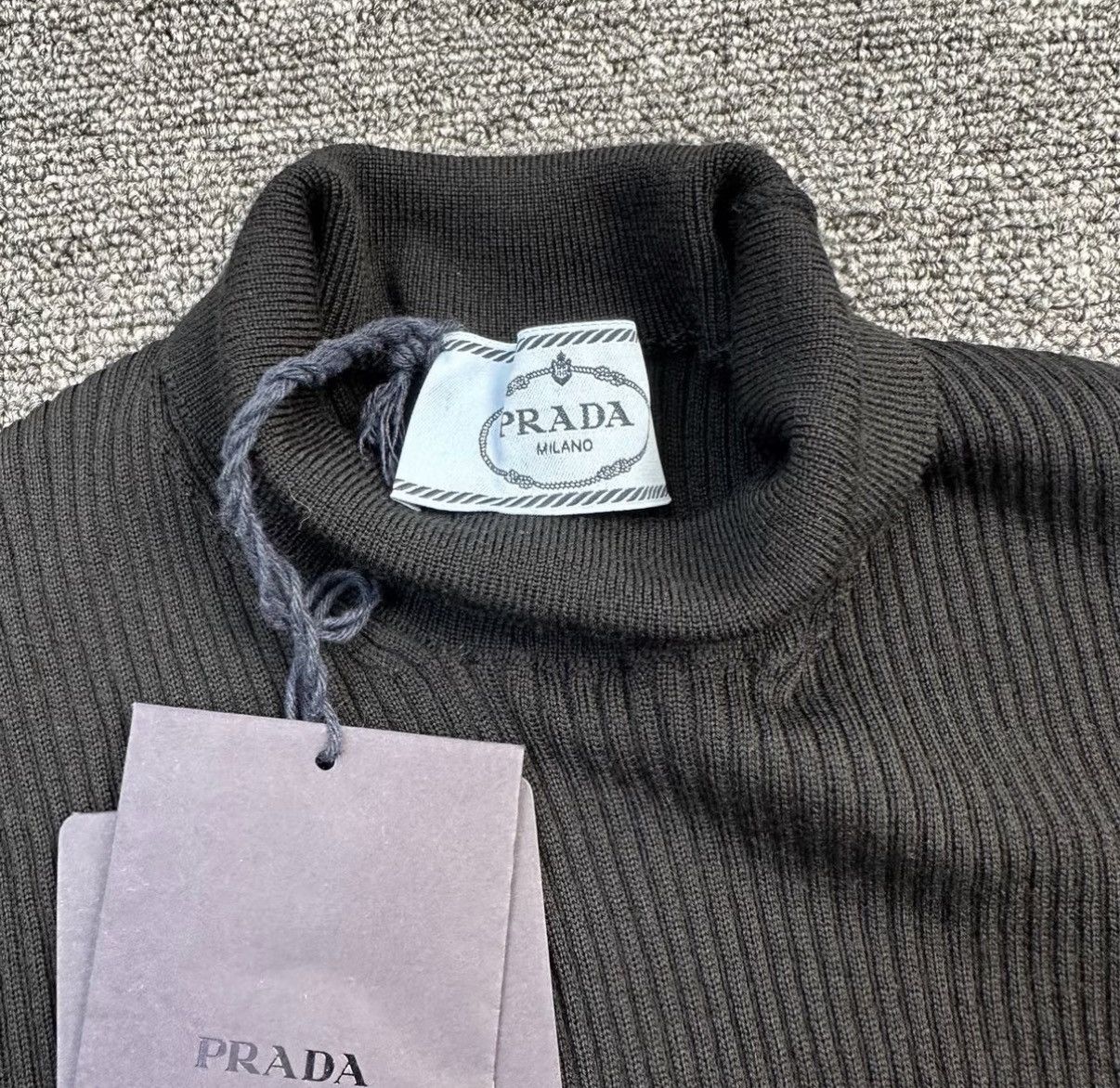 Prada Prada Black Stretch Knit Mock Neck Sweater K12 Size S / US 4 / IT 40 - 4 Thumbnail