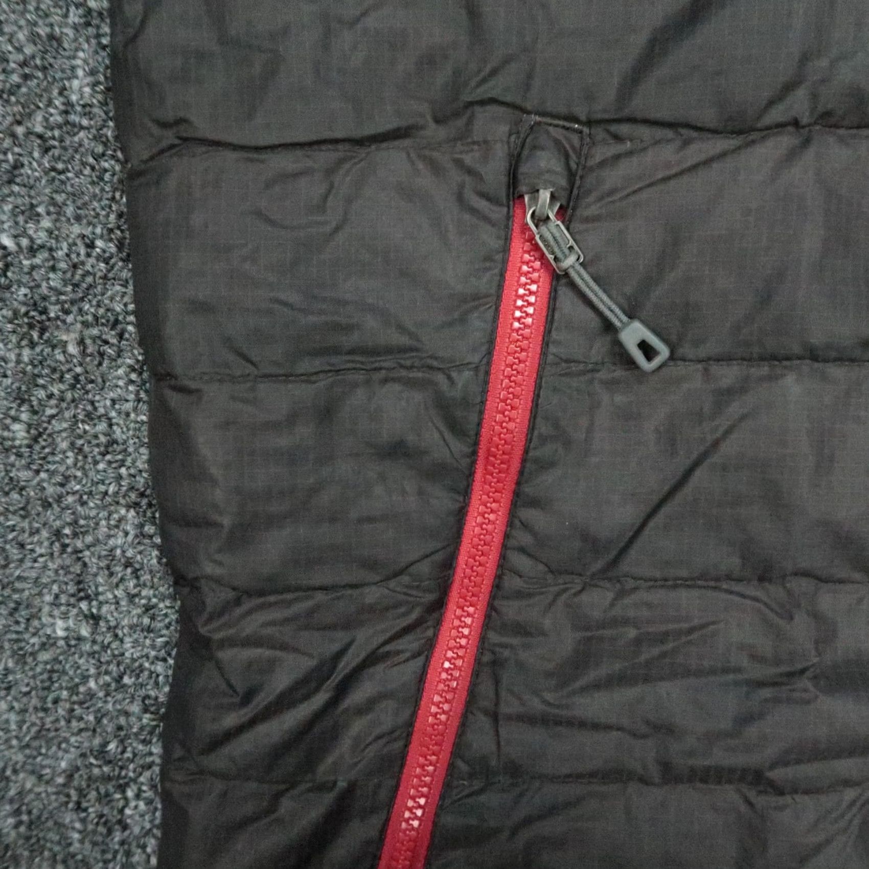 Patagonia Patagonia Vest Mens S Gray Puffer Insulated Down Full Zip Size US S / EU 44-46 / 1 - 4 Thumbnail