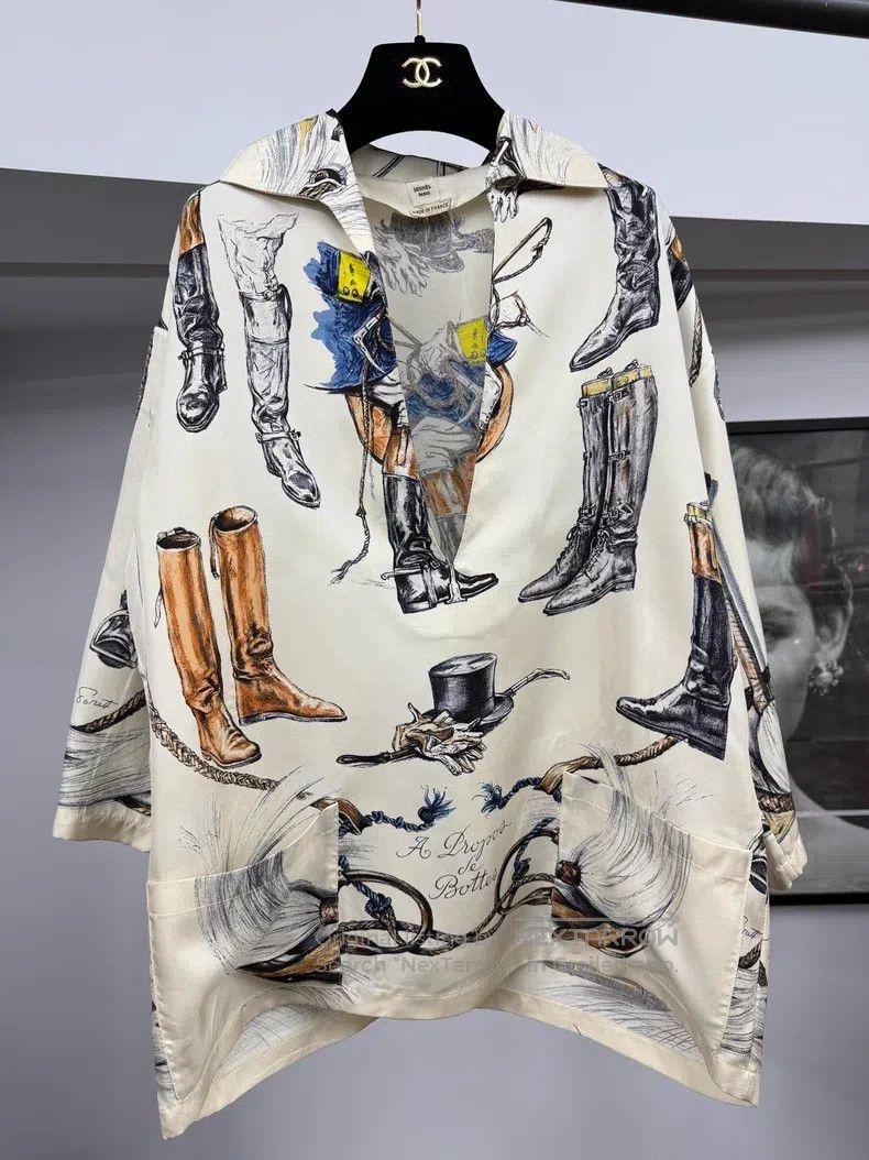 Hermes Hermes Silk print horse boot theme collar shirt Size XS / US 0-2 / IT 36-38 - 1 Thumbnail