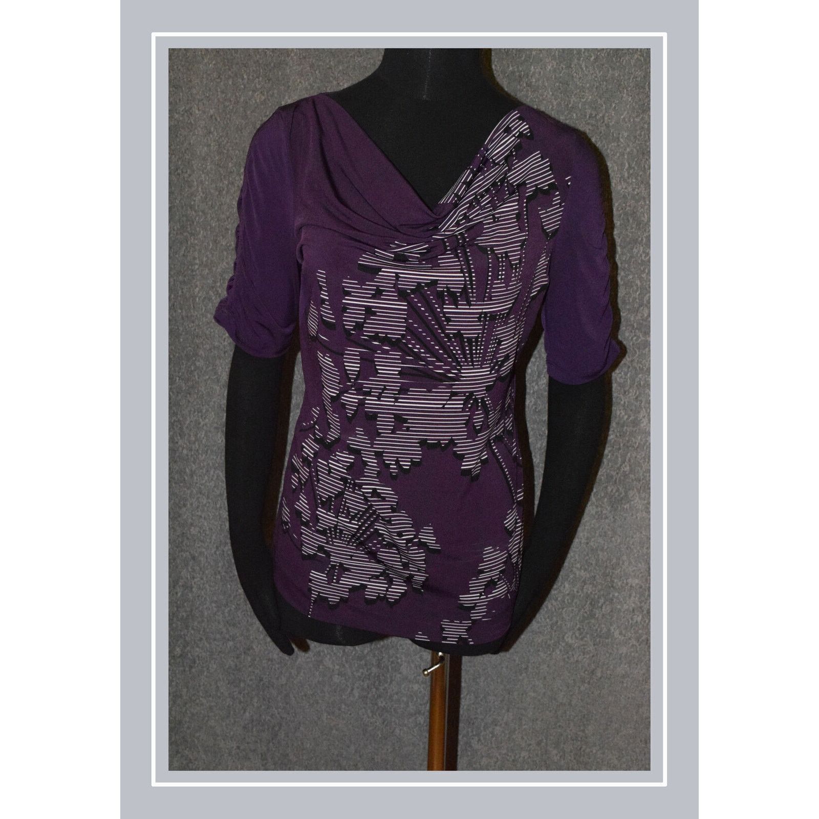 Vintage The Limited Purple Abstract Floral Print SS Blouse SZ M Size M / US 6-8 / IT 42-44 - 1 Thumbnail