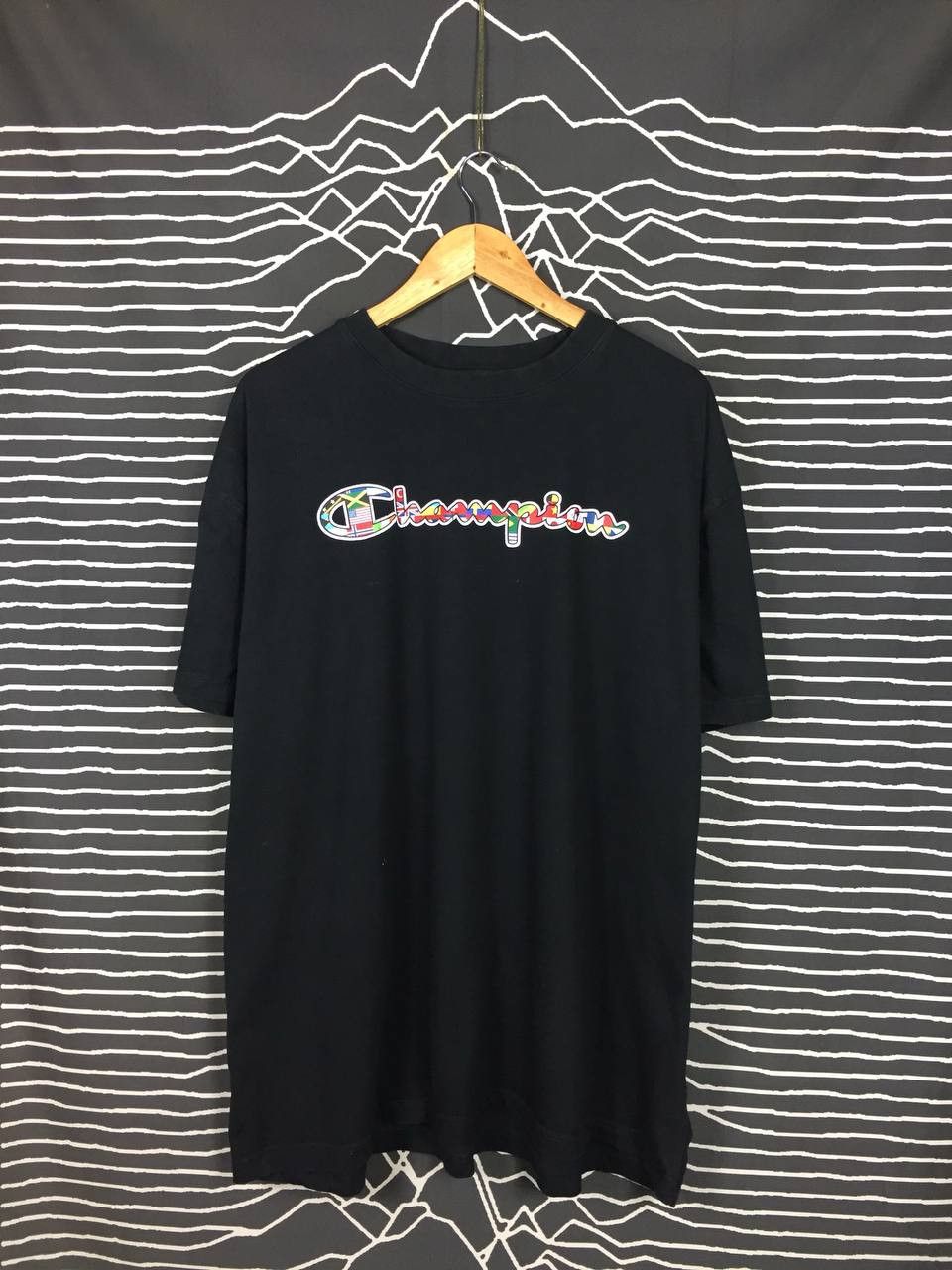 Champion × Vintage Champion Athleticwear Flag Of The World Script Tee Size US XXL / EU 58 / 5 - 1 Thumbnail