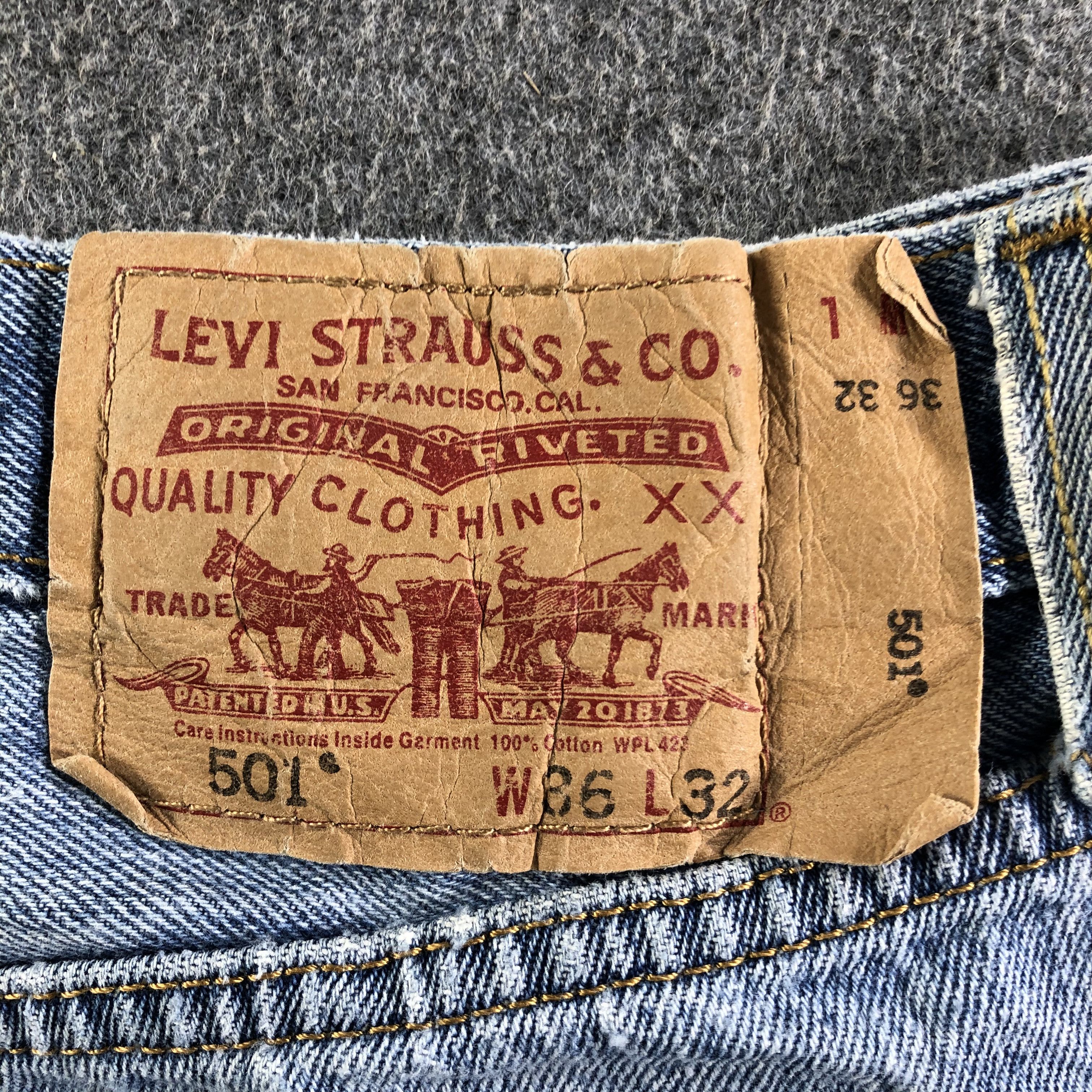 Levi's × Vintage Vintage Blue Wash Levis 501 Jeans-J4177 Size 35" - 3 Thumbnail