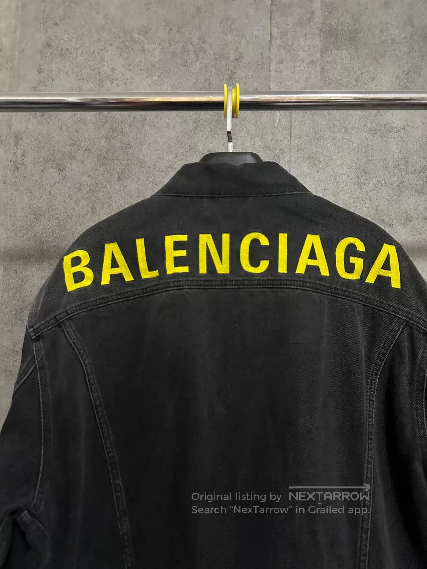 Balenciaga balenciaga embroidered logo black denim jacket. Size US XXL / EU 58 / 5 - 2 Thumbnail