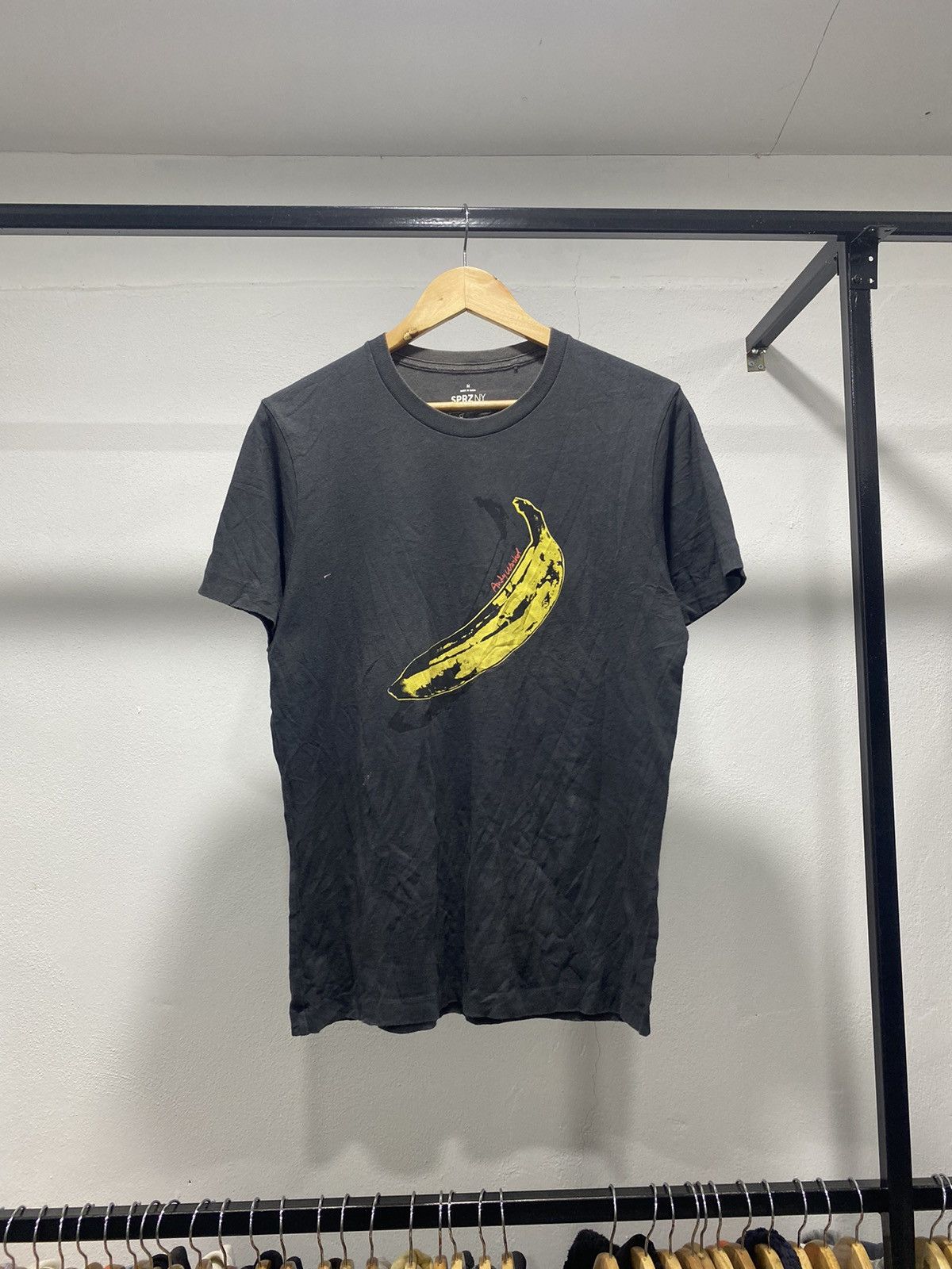 Andy Warhol × Uniqlo Sick🔥Andy Warhol x Uniqlo Banana Velvet Underground Tee Size US M / EU 48-50 / 2 - 1 Thumbnail