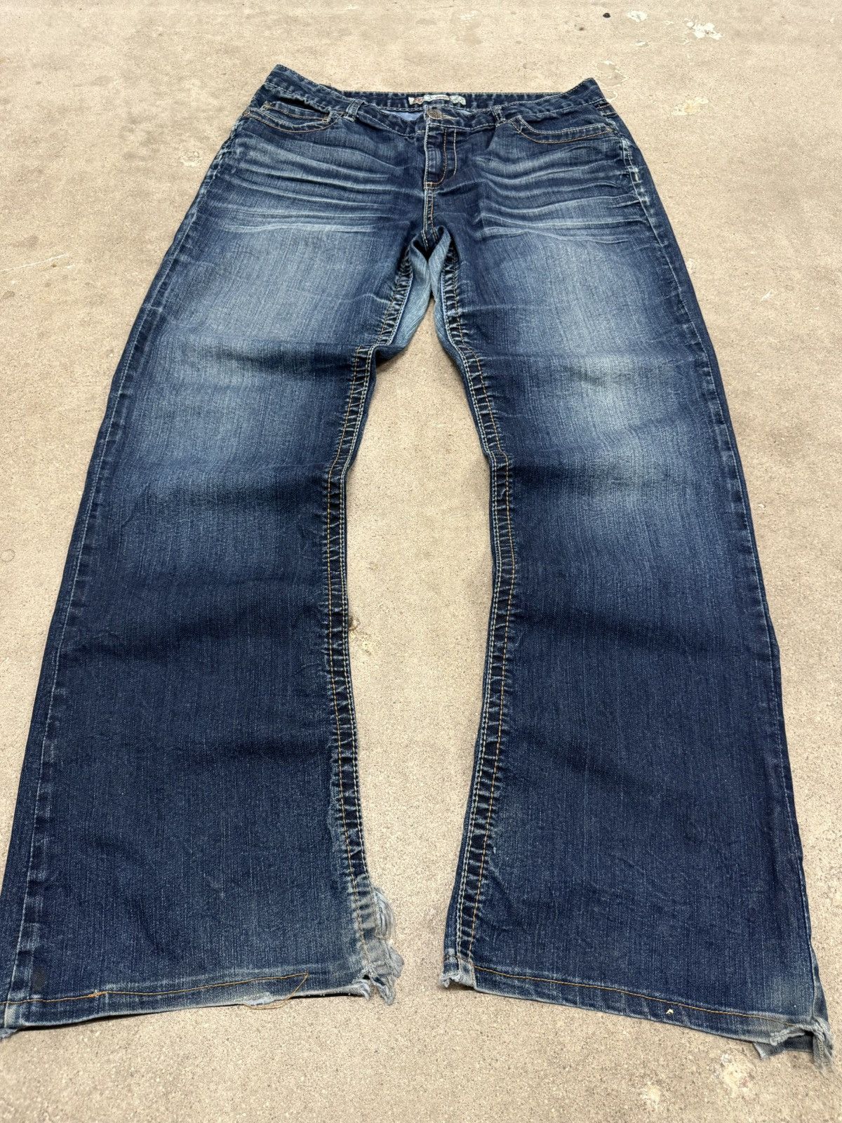 【archive vintage grunge】　damage denim Vtg Levis 505 Thrashed Tattered Faded Jeans 27x30 Grunge