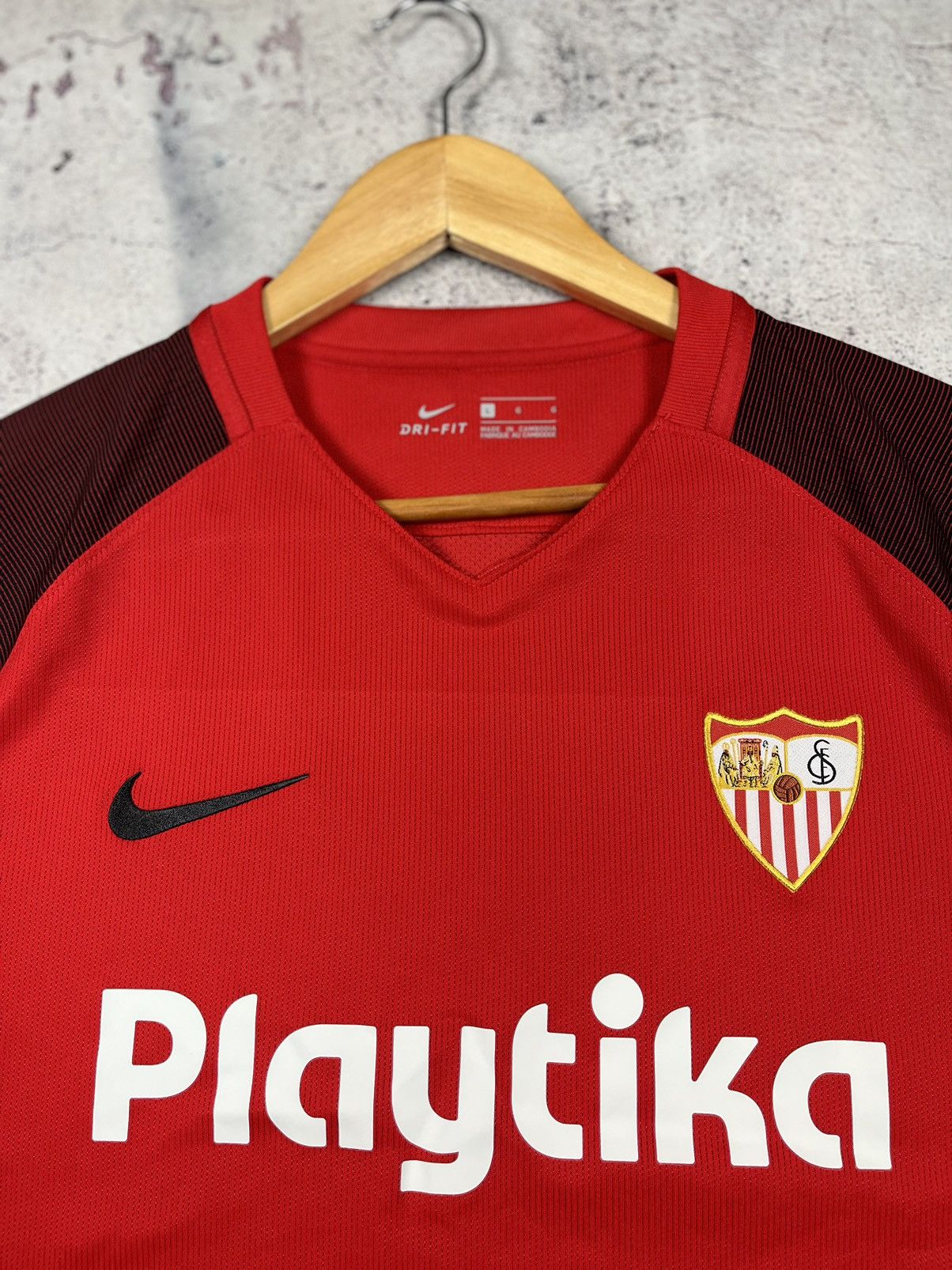 Nike Nike Fc Sevilla Spain Away 2018/2019 Soccer Jersey Football Size US L / EU 52-54 / 3 - 3 Thumbnail