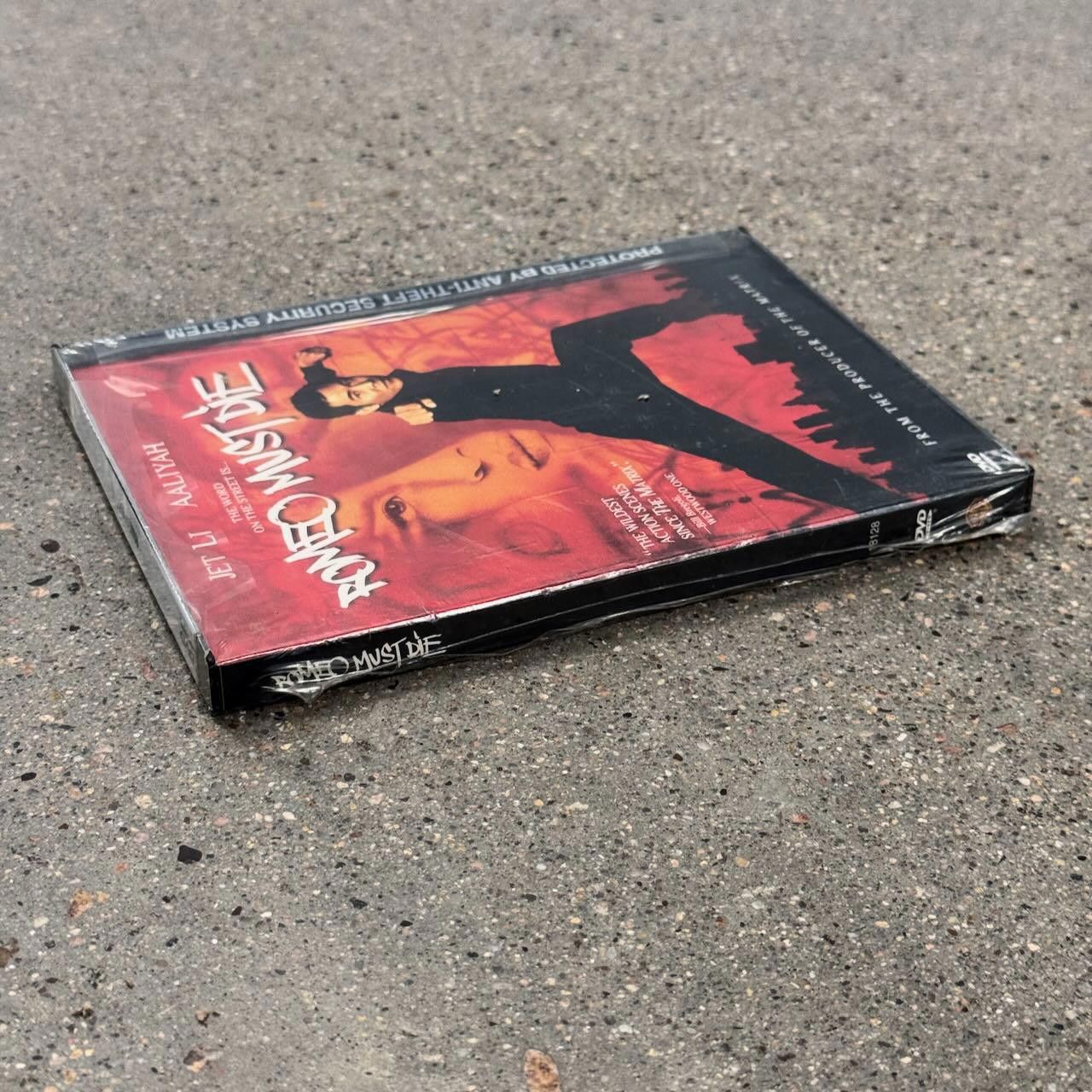 Warner Bros VINTAGE Romeo Must Die DVD 2000 Jet Li Aaliyah SEALED NOS Size ONE SIZE - 5 Thumbnail