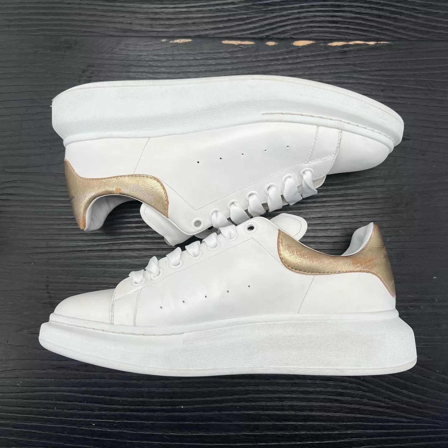 Alexander McQueen Alexander McQueen Gold-Tipped 43 Good Condition Boxed Size US 10 / EU 43 - 3 Thumbnail