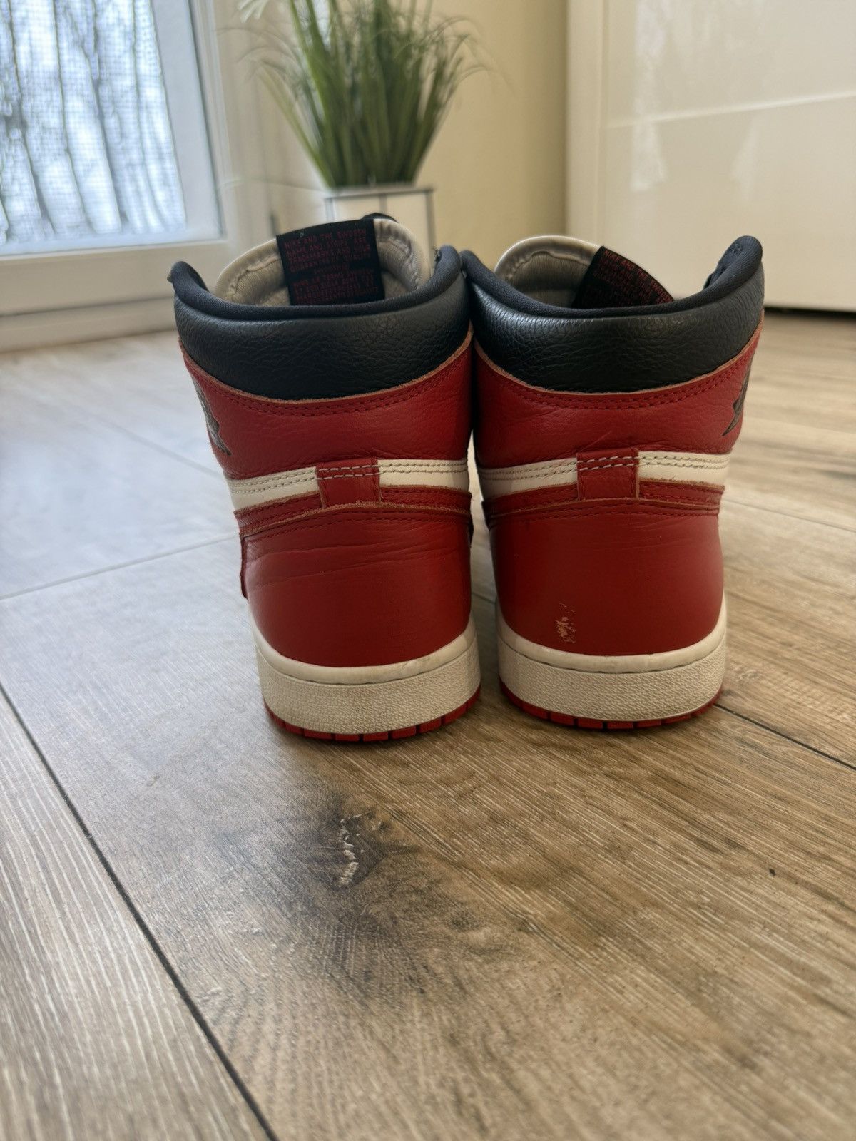 Jordan Brand Nike Air Jordan 1 Retro High OG Heritage Red/White Size US 8 / EU 41 - 7 Thumbnail