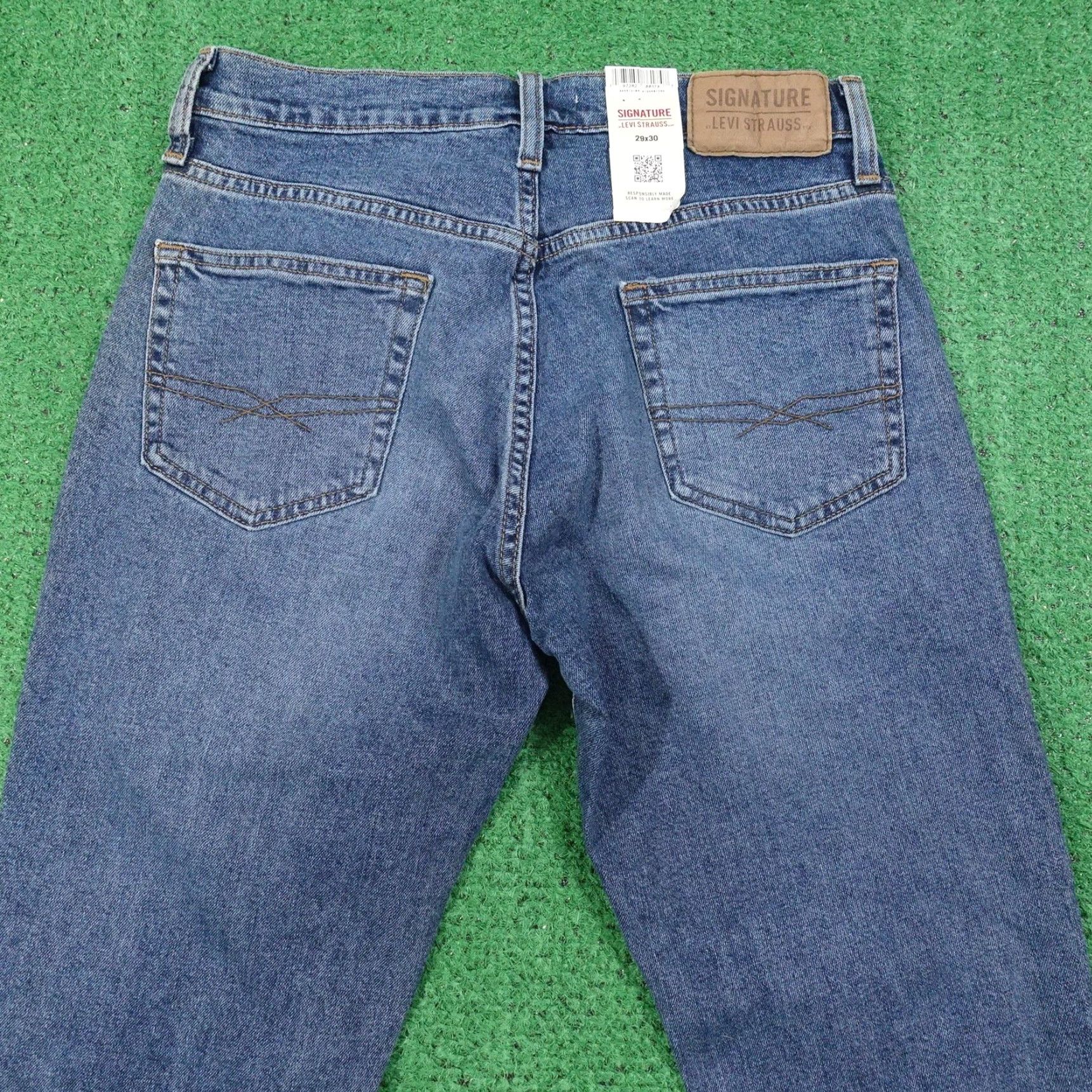 Levi's Levi's Signature Jeans Mens 29x30 Denim Athletic Fit Flex Stretch Blue Size US 29 - 7 Thumbnail