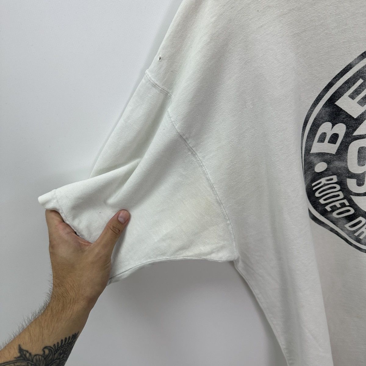 Vintage Vintage 90s 90210 Beverly Hills Bernini Rodeo drives tee y2k Size US XL / EU 56 / 4 - 12 Thumbnail