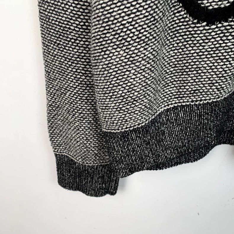 Loewe Loewe Dark grey logo embroidered alpaca wool round neck lo Size M / US 6-8 / IT 42-44 - 5 Thumbnail
