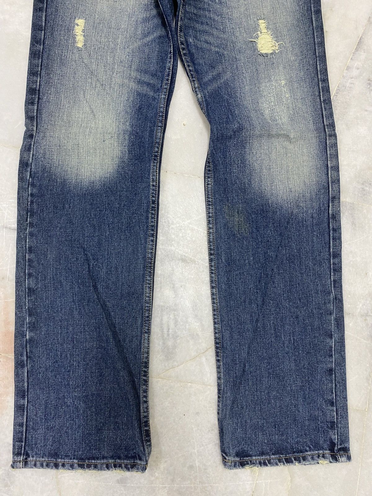 Takeo Kikuchi Size 31x30.5 Vintage Takeo kikuchi Distressed Jeans Faded Size US 31 - 2 Thumbnail