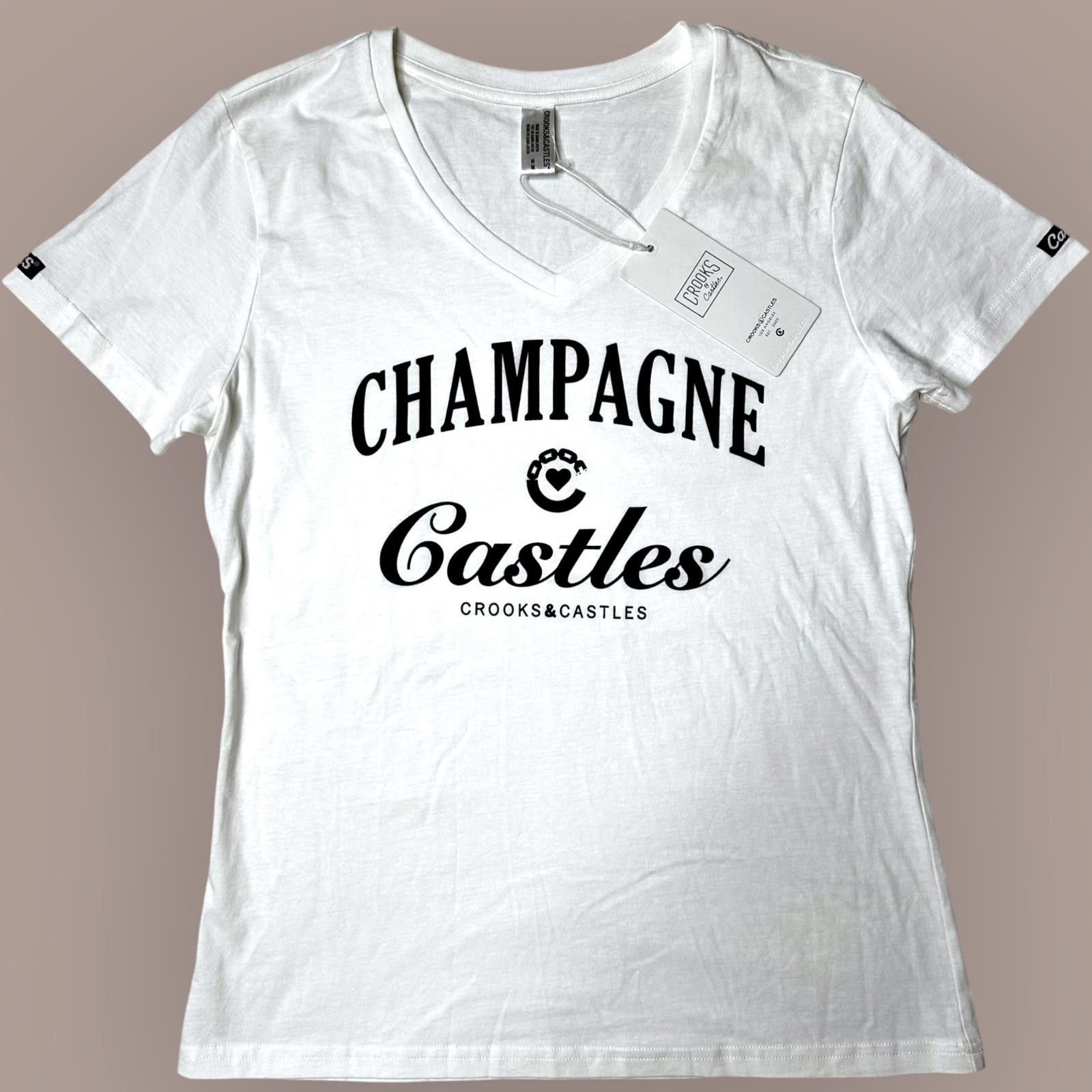 Crooks & Castles NWT Crooks & Castles Champagne Castles V-Neck Tee Women’s M Size M / US 6-8 / IT 42-44 - 1 Thumbnail