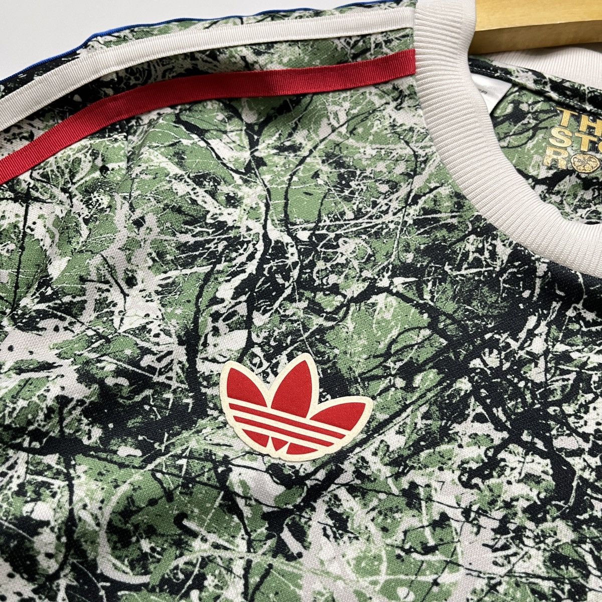 Adidas Adidas X The Stone Roses X Man Utd Size US L / EU 52-54 / 3 - 5 Thumbnail