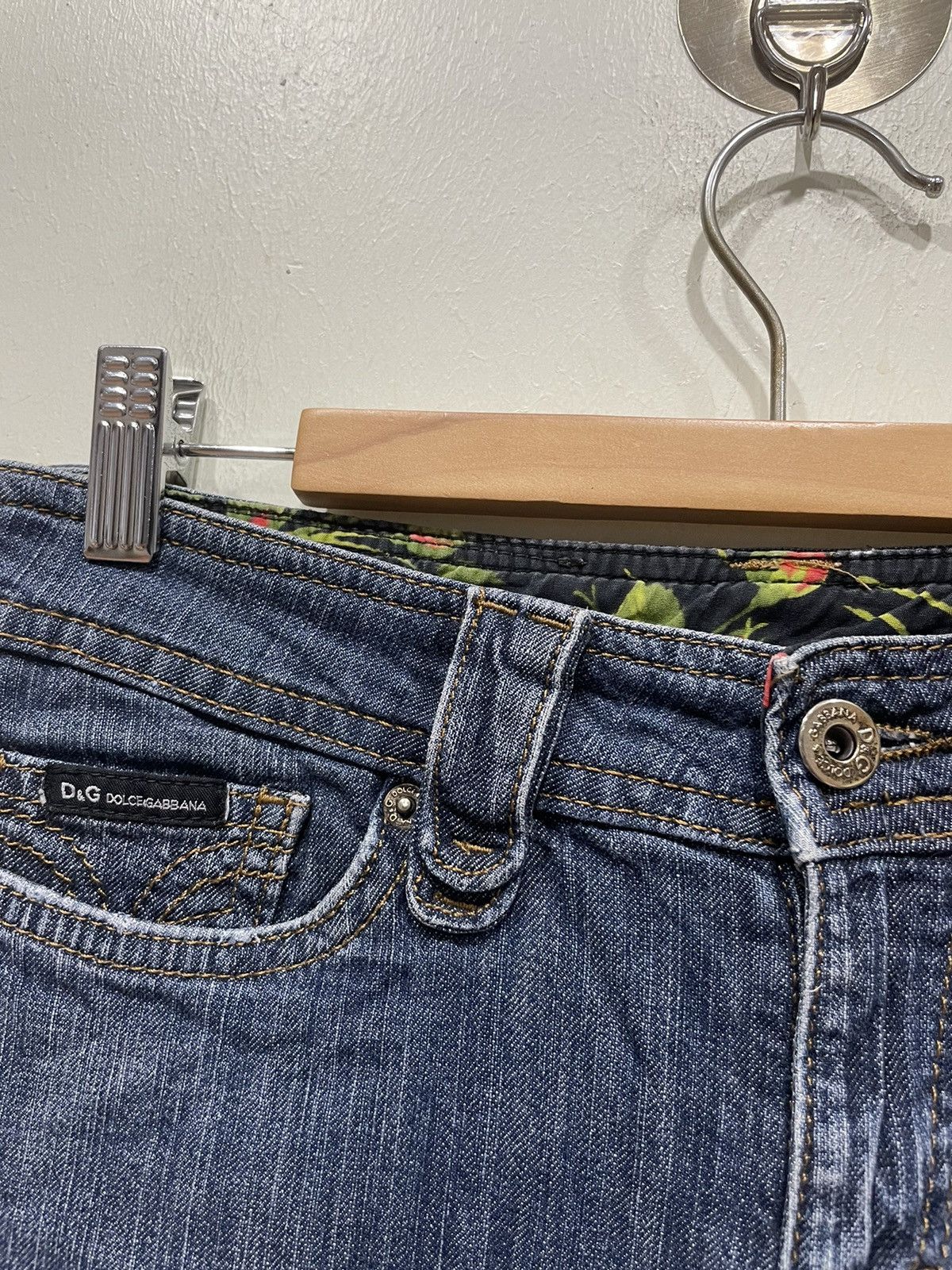 Designer × Dolce & Gabbana × Vintage Dolce & Gabbana Knee length Jeans Size 28" / US 6 / IT 42 - 3 Thumbnail