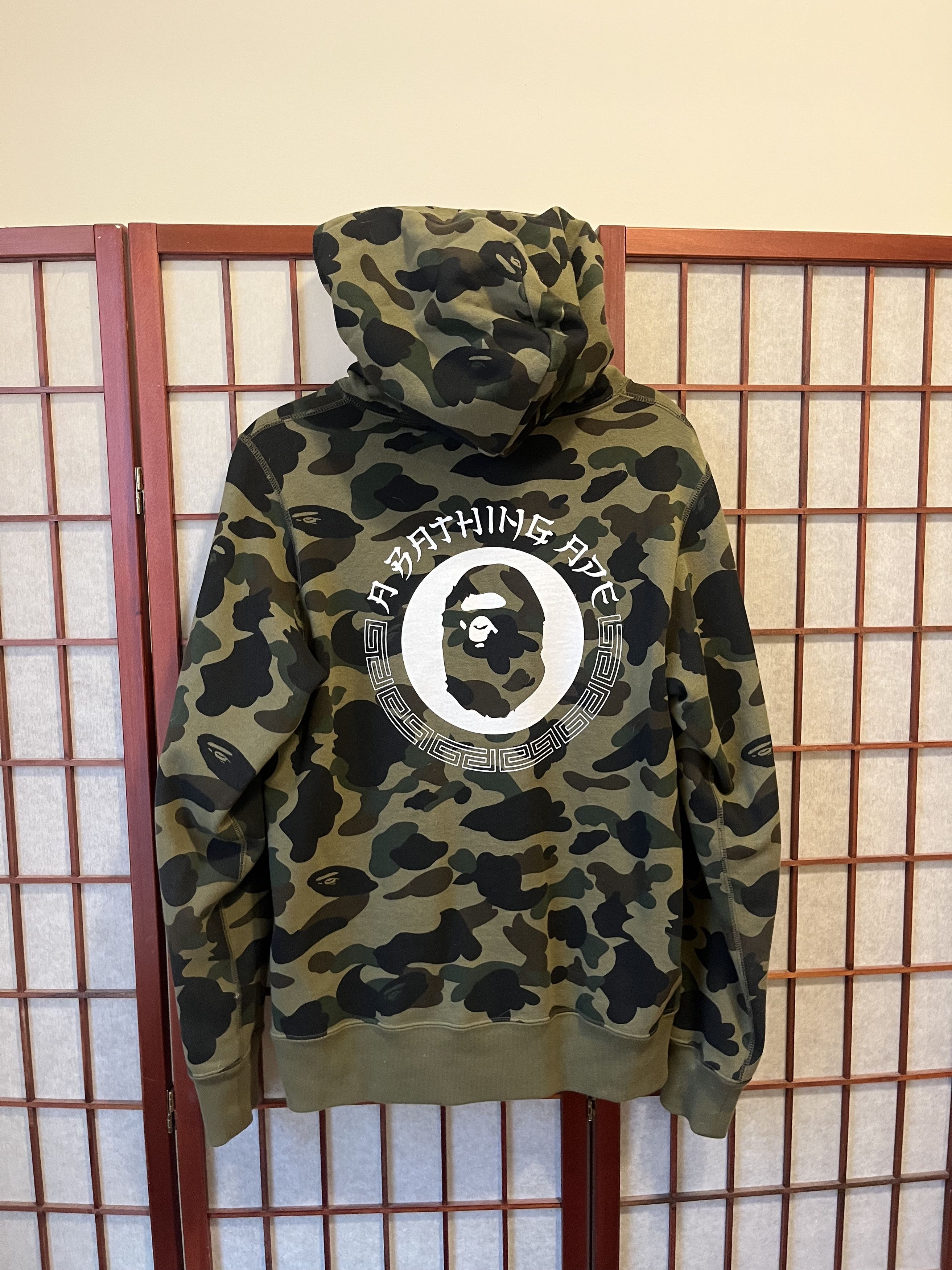 Bape 1st Camo Pullover Hoodie Size US M / EU 48-50 / 2 - 2 Thumbnail
