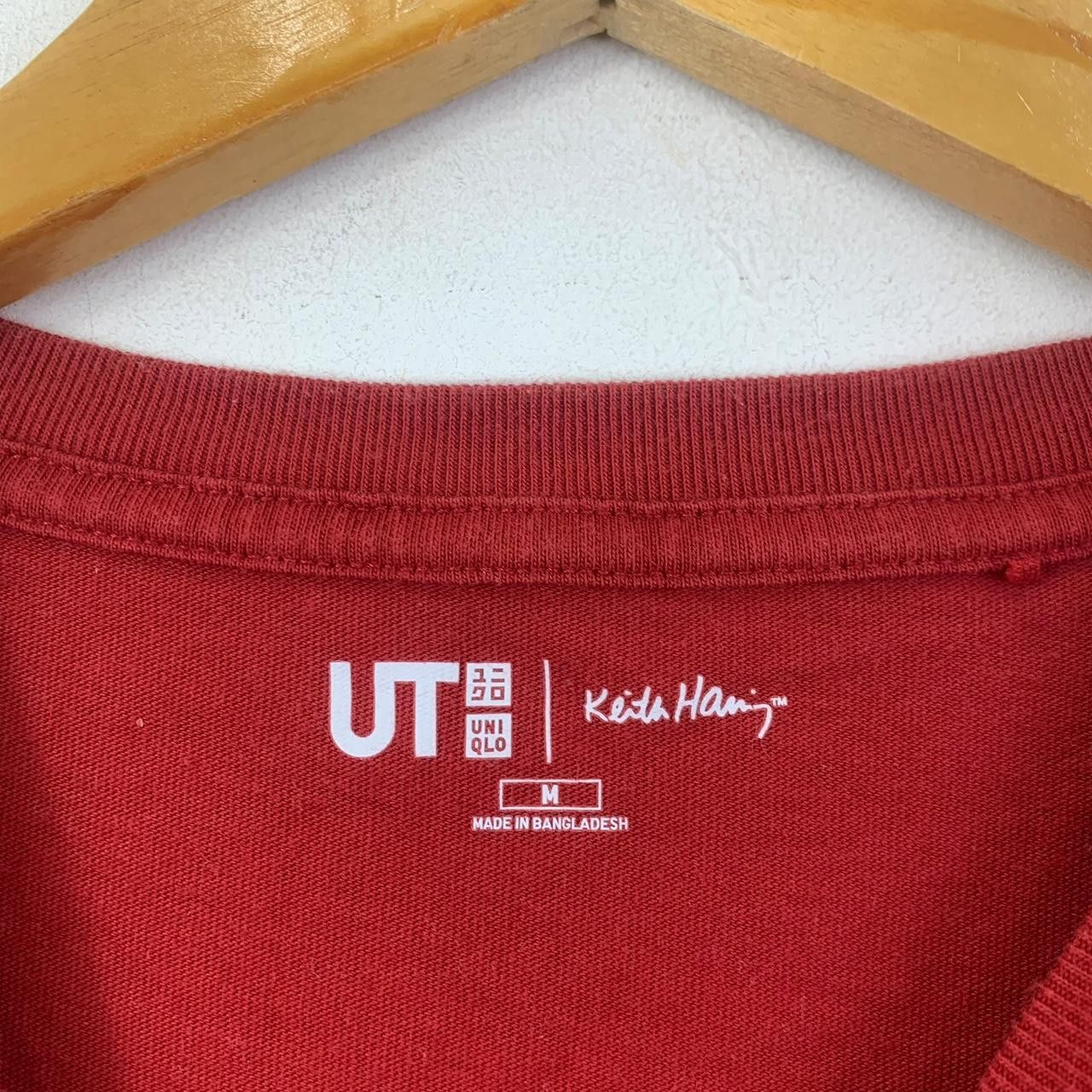 Uniqlo UNIQLO x KEITH HARING First Major Exhibition Tee Size M / US 6-8 / IT 42-44 - 3 Thumbnail