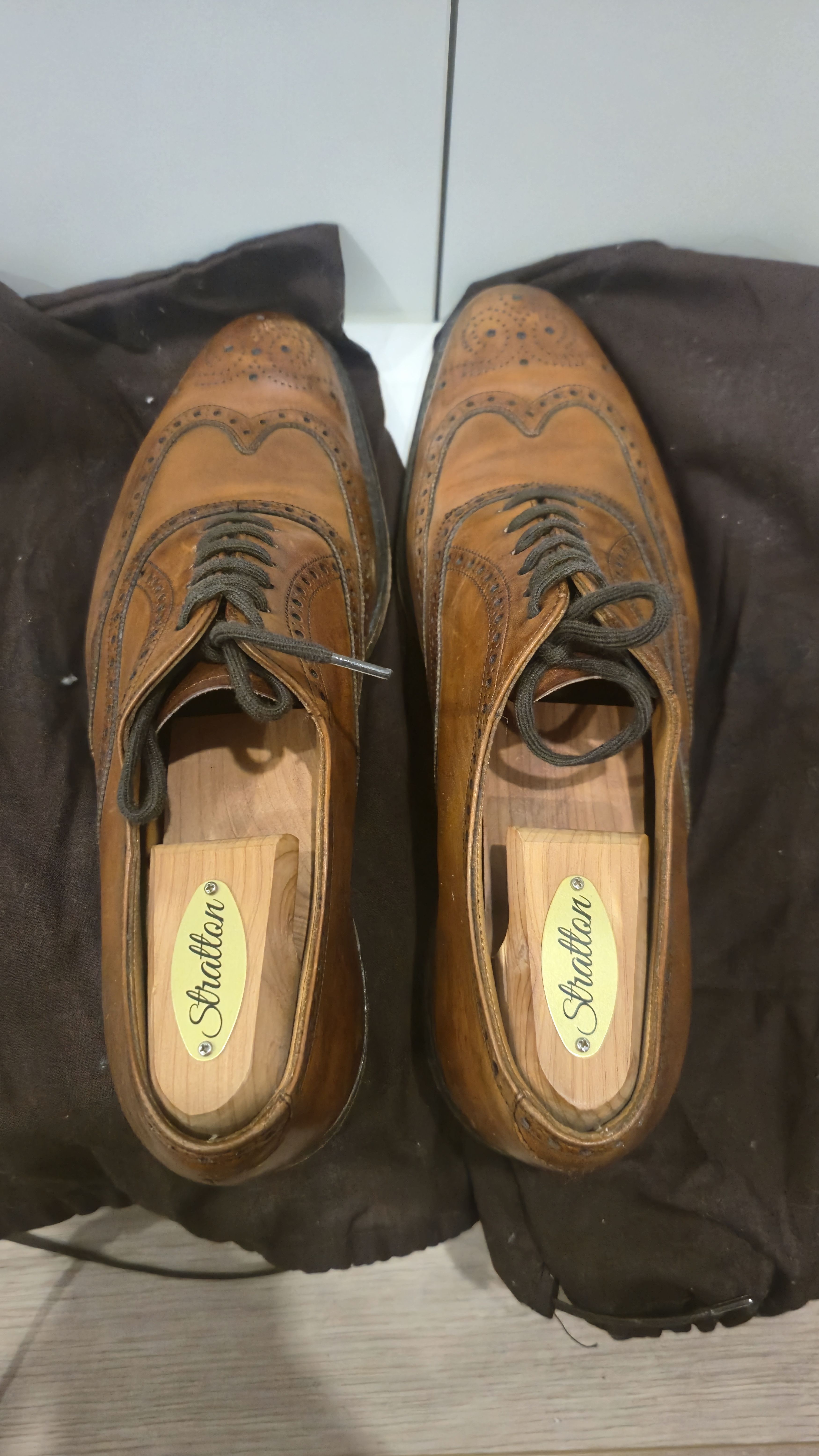 Church's Church's Classic Brown Brogues Size US 7 / EU 40 - 2 Thumbnail
