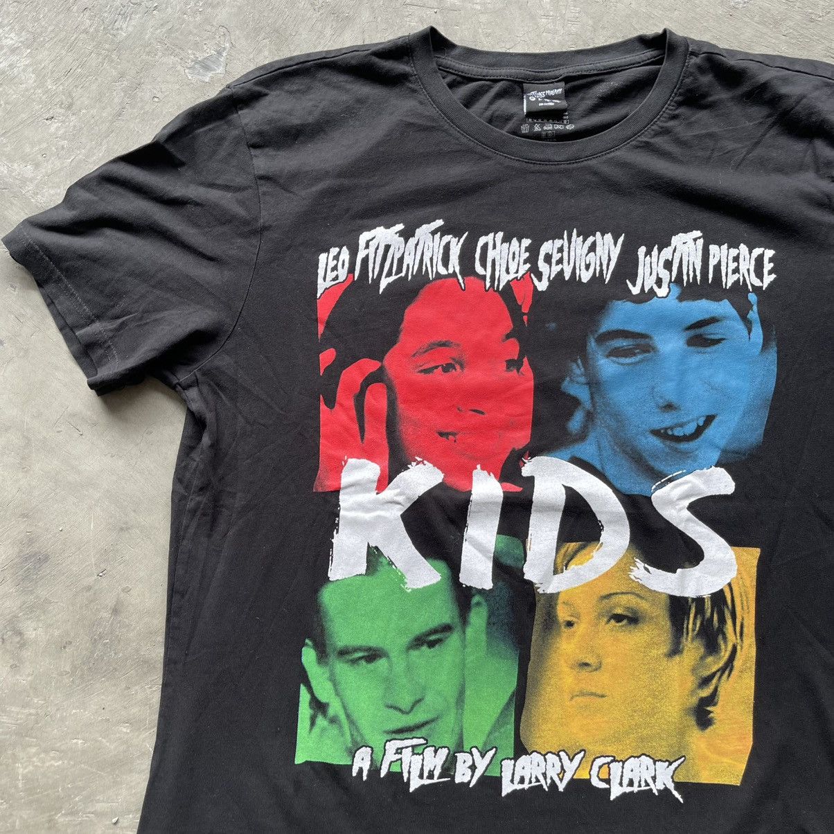 Vintage bootleg kids series movie Size US L / EU 52-54 / 3 - 1 Thumbnail