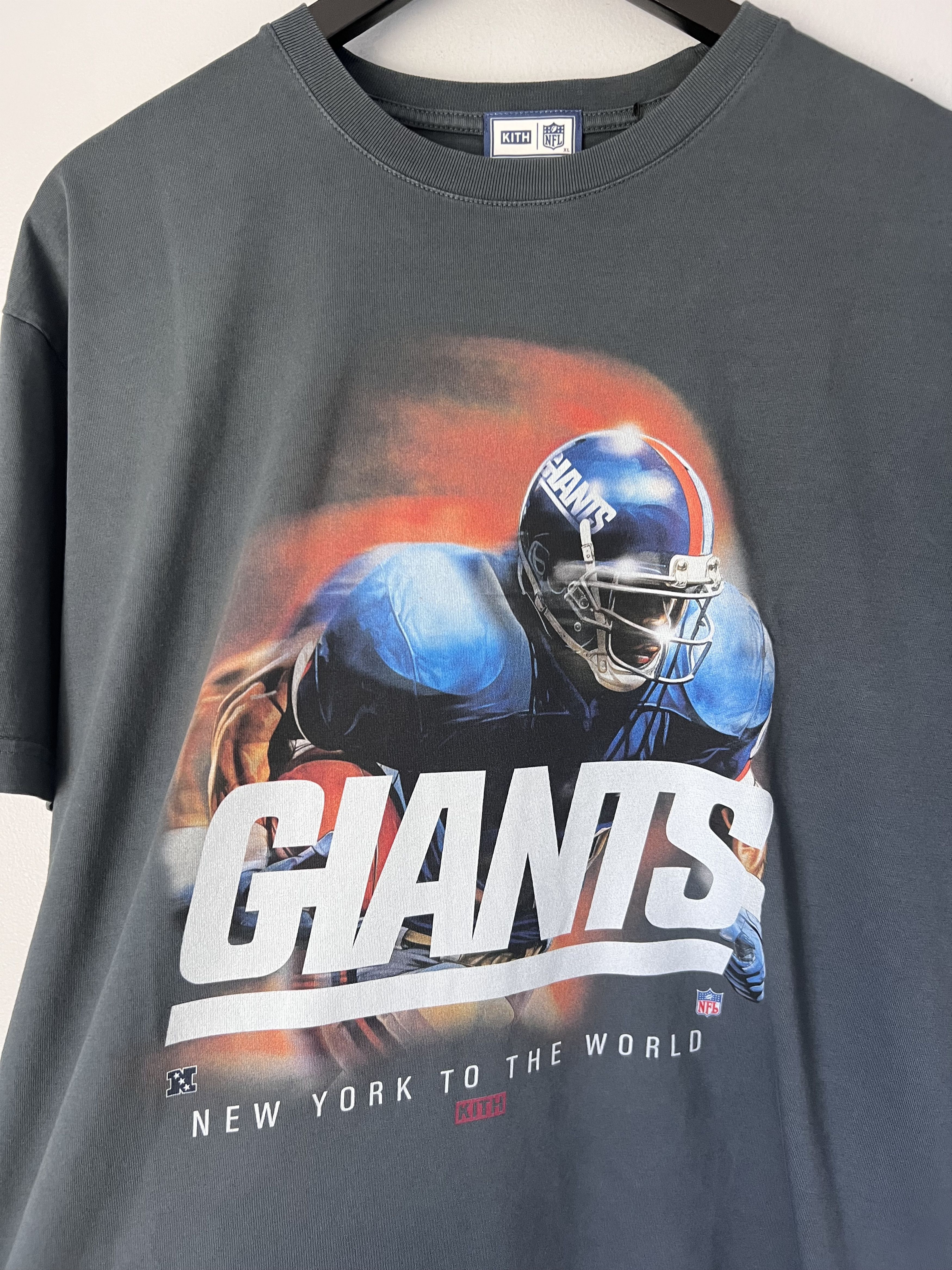 Kith × NFL Kith NFL New York Giants Vintage Tee in Nocturnal Blue Size US XL / EU 56 / 4 - 2 Thumbnail