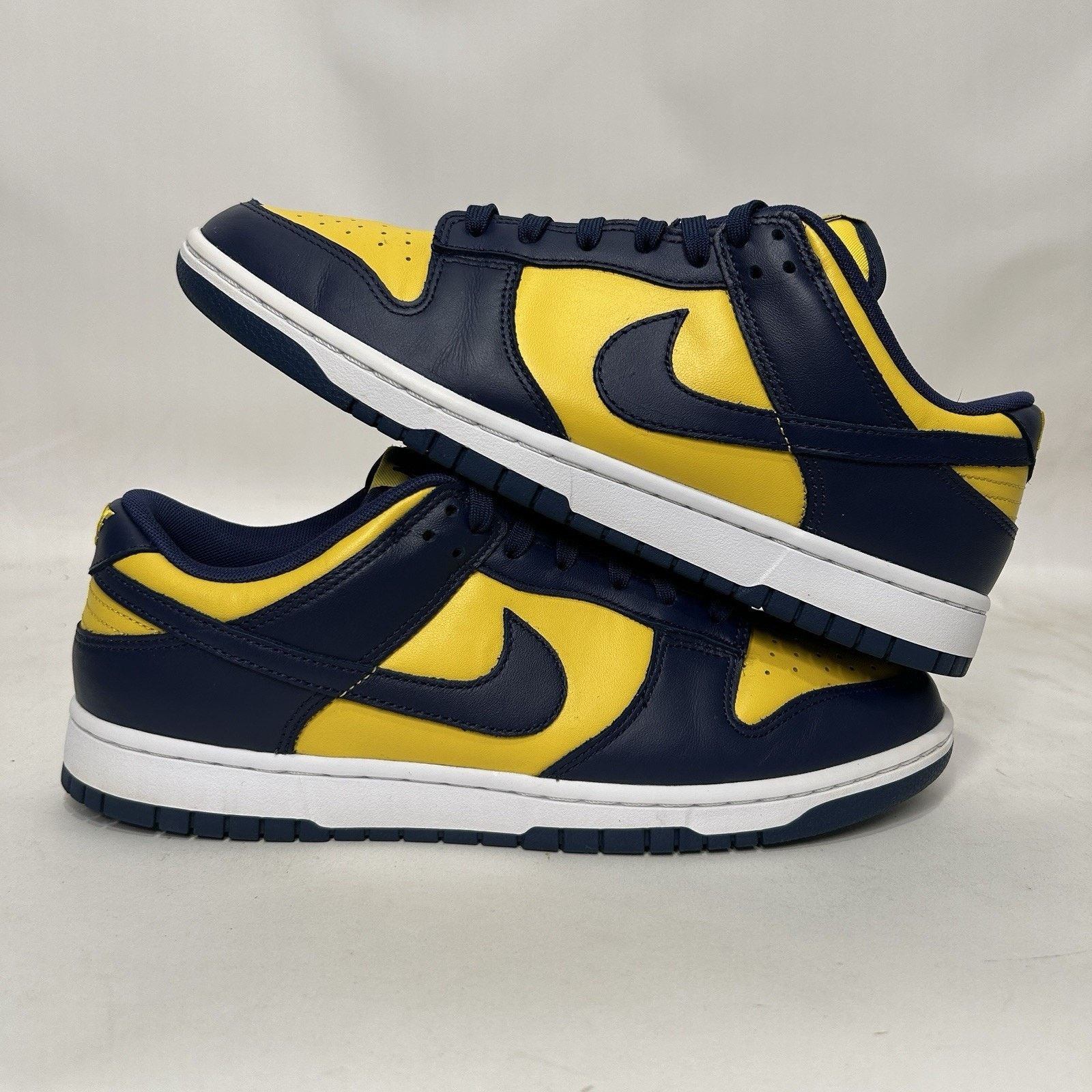 Nike Nike Dunk Low Retro “Michigan/Yellow Midnight Navy” Size US 11 / EU 44 - 1 Thumbnail