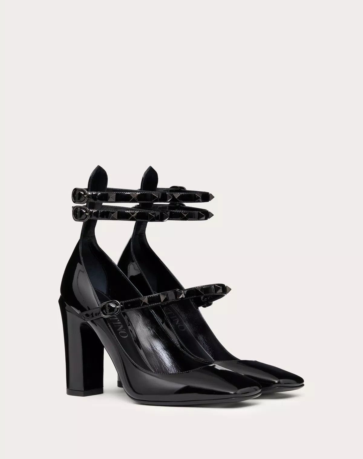 Valentino o1s1wg111125 Tan-Go Patent Leather Pumps in Black Size US 9.5 / IT 39.5 - 2 Thumbnail