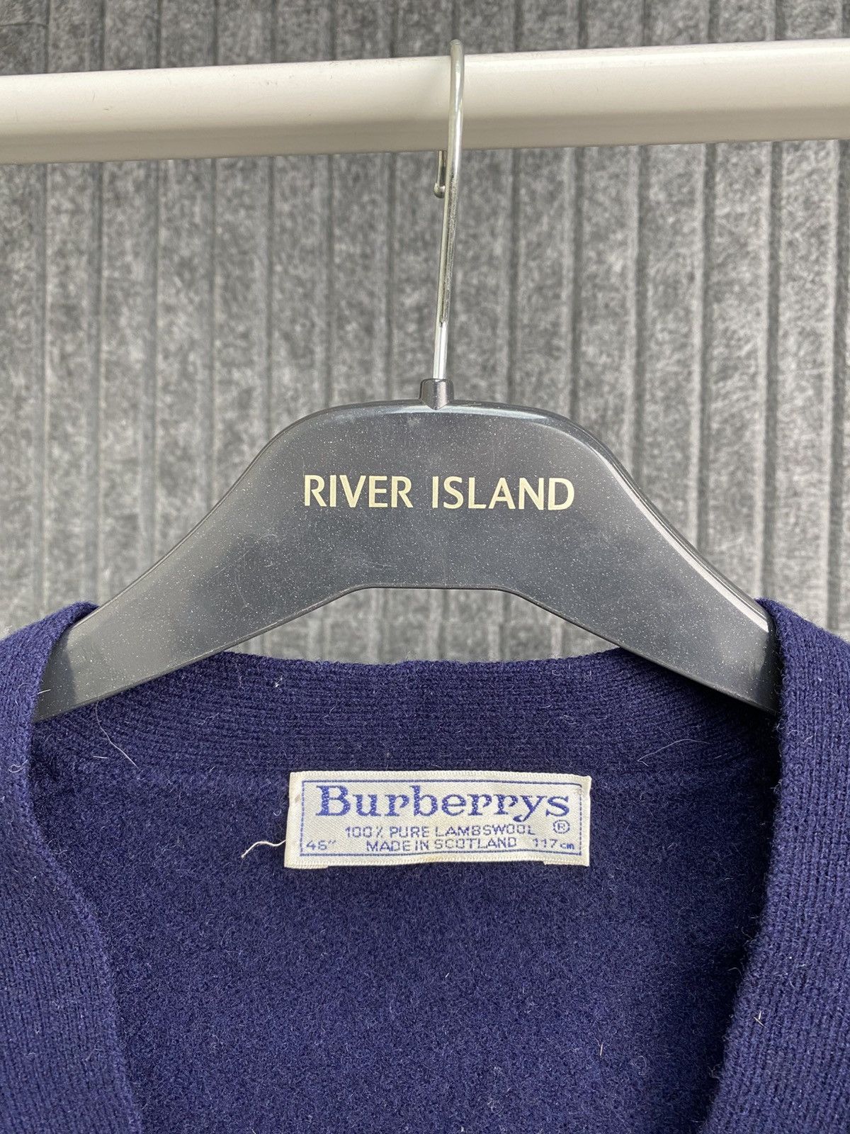 Burberry Burberrys Vintage Wool Cardigan Blue V-Neck Button Up Mens Size US M / EU 48-50 / 2 - 7 Thumbnail