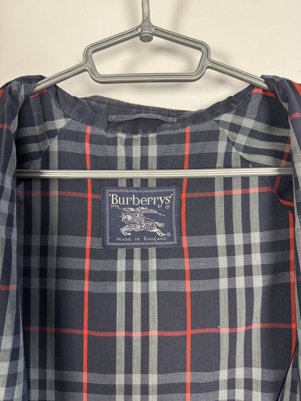 Burberry Vintage Burberry London Full Zip Bomber Jacket England 8 Reg Size S / US 4 / IT 40 - 8 Thumbnail
