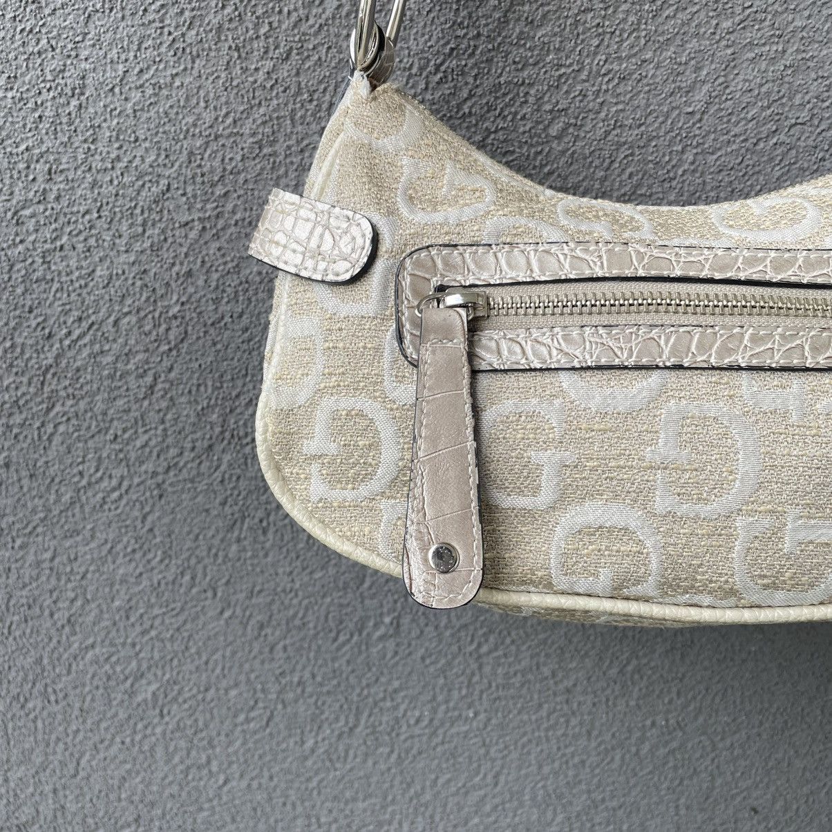 Guess Vintage Handbag Guess Beige Denim Y2K Style Women’s Size ONE SIZE - 10 Thumbnail