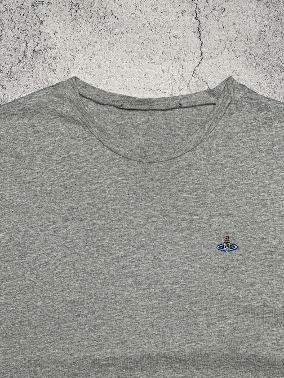 Vivienne Westwood Vivienne Westwood Mini Orb Logo T-Shirt Size L / US 10 / IT 46 - 4 Thumbnail