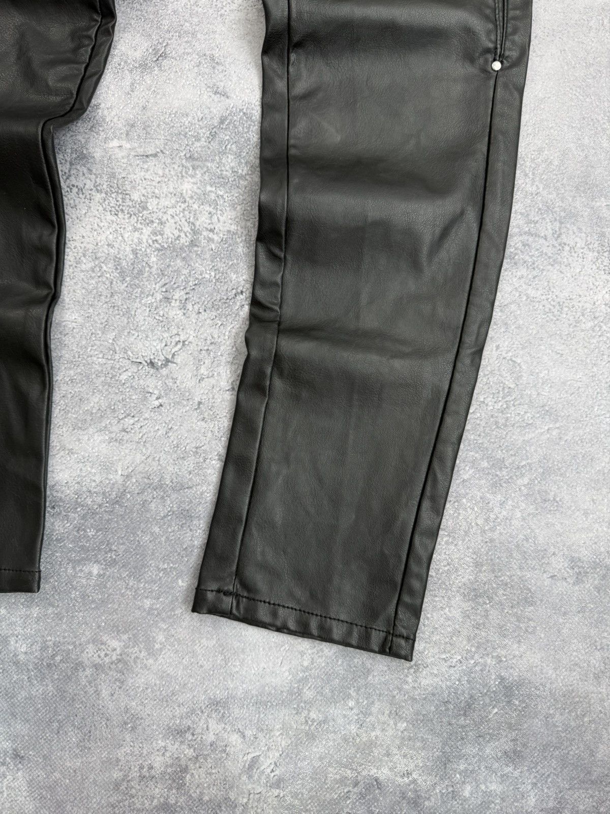 Miss Sixty Miss Sixty Faux Leather Pants Black Zip Shot Vintage Y2K Size 27" / US 4 / IT 40 - 8 Thumbnail