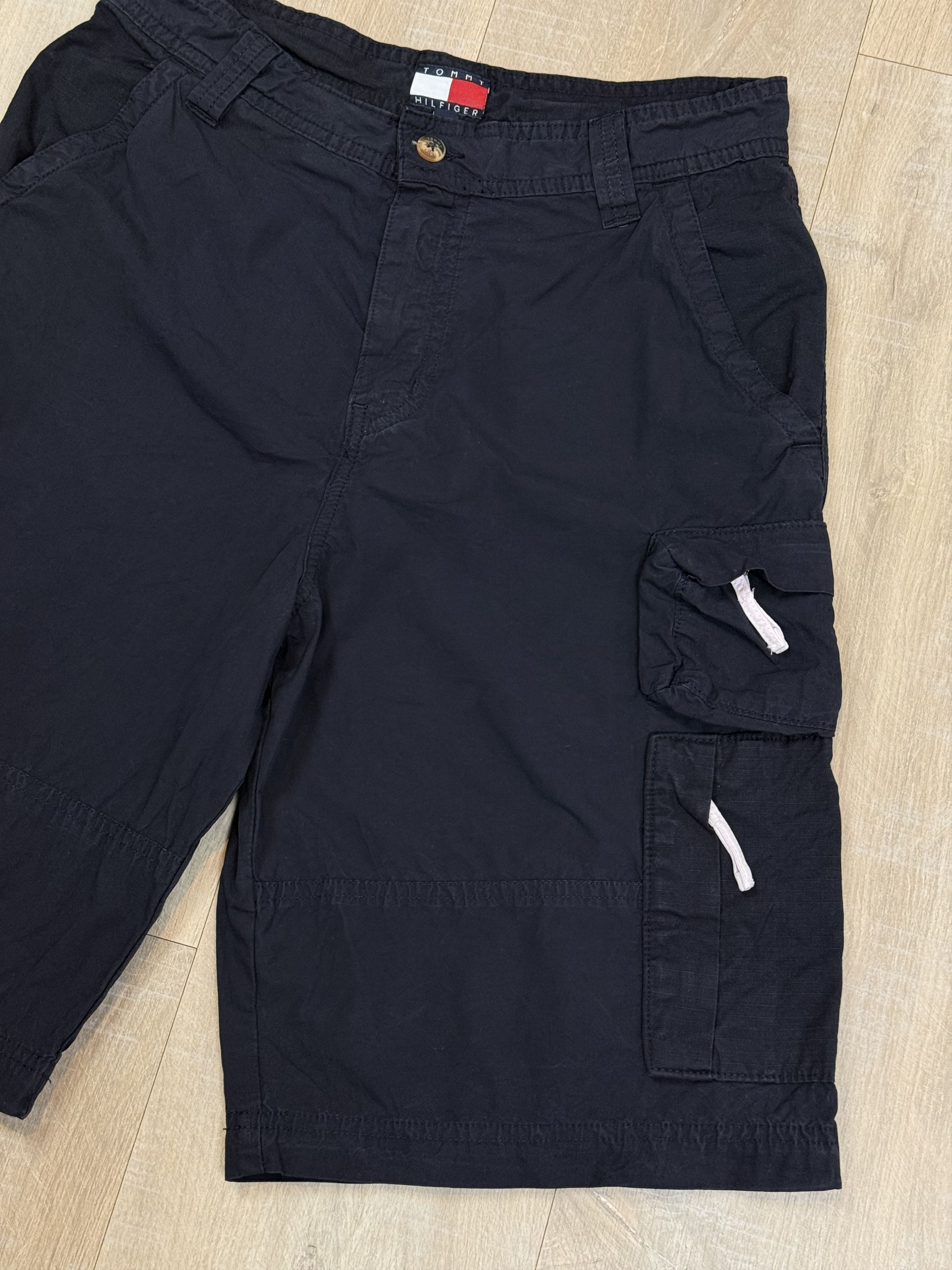 Tommy Hilfiger Tommy Hilfiger Cargo Shorts Size S Dark Blue Size US 30 / EU 46 - 2 Thumbnail