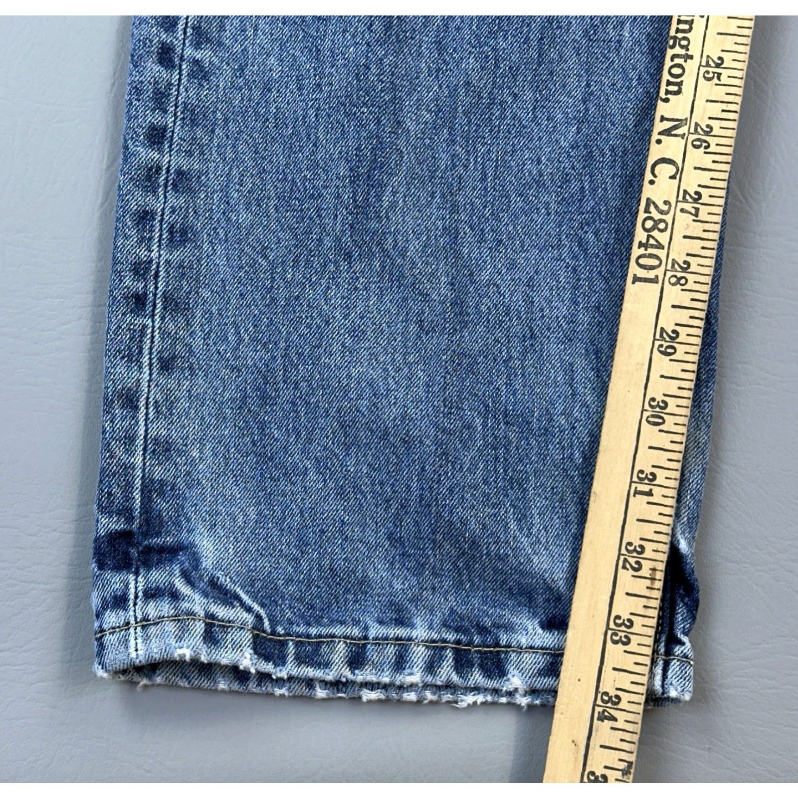 Levi's Levis 505 Jeans Mens 36x34 Blue Light Wash Regular Fit Straight Distressed Work Jeans Size US 36 / EU 52 - 5 Thumbnail