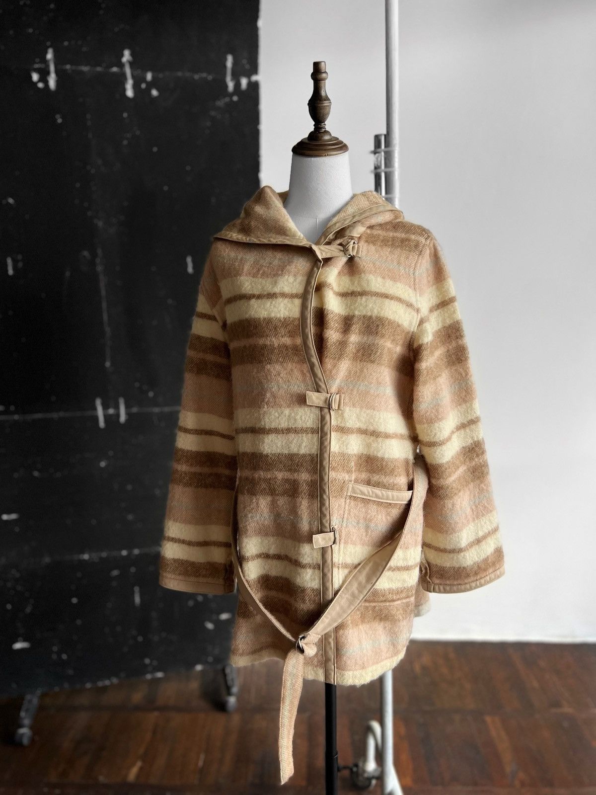 Dixi Coat Wool Made in Finland Hooded Belted Coat Jacket