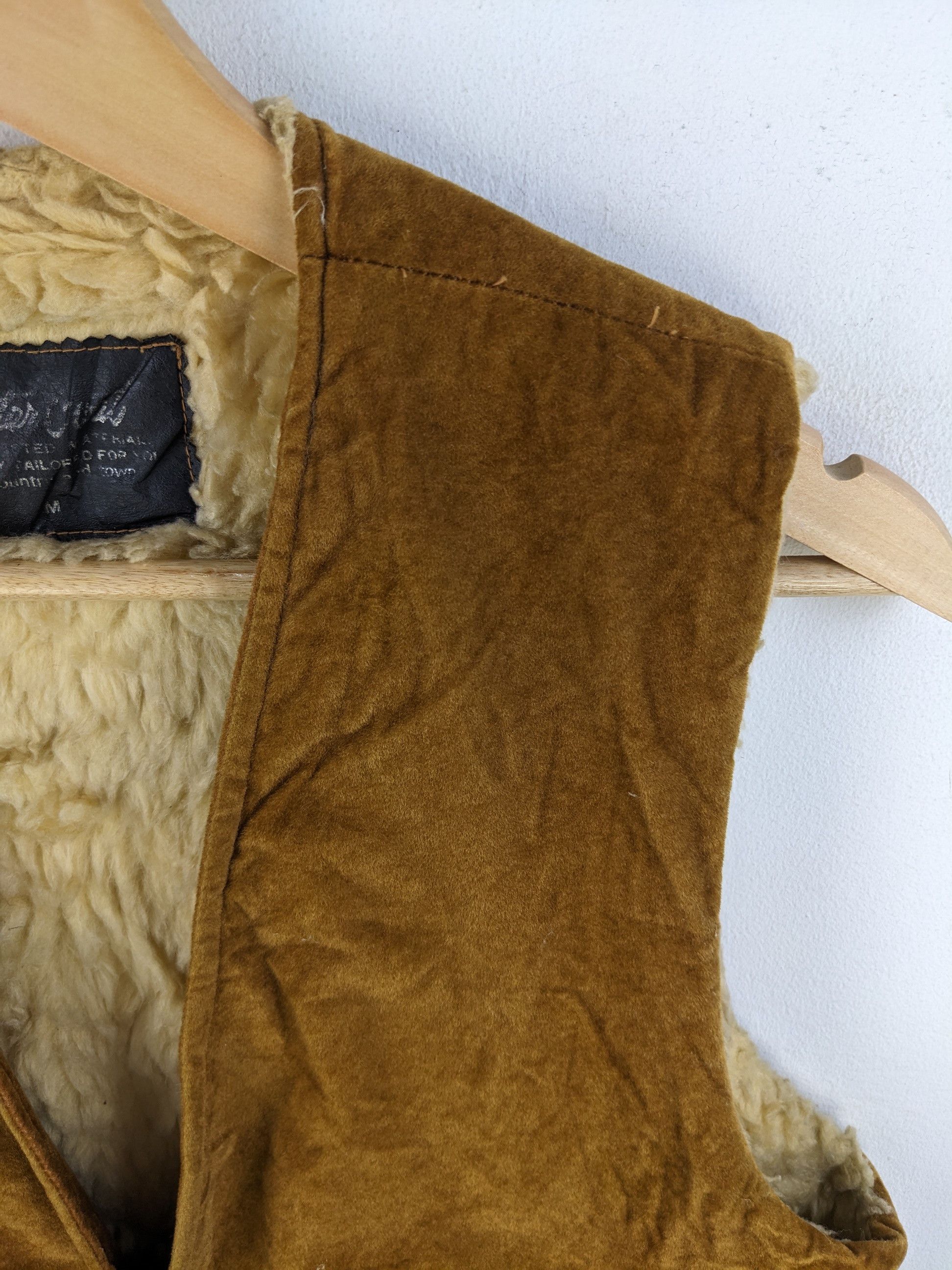 Japanese Brand × Velvet × Vintage Vintage Velvet Vest Lining Sherpa Snap Button Size US M / EU 48-50 / 2 - 5 Thumbnail