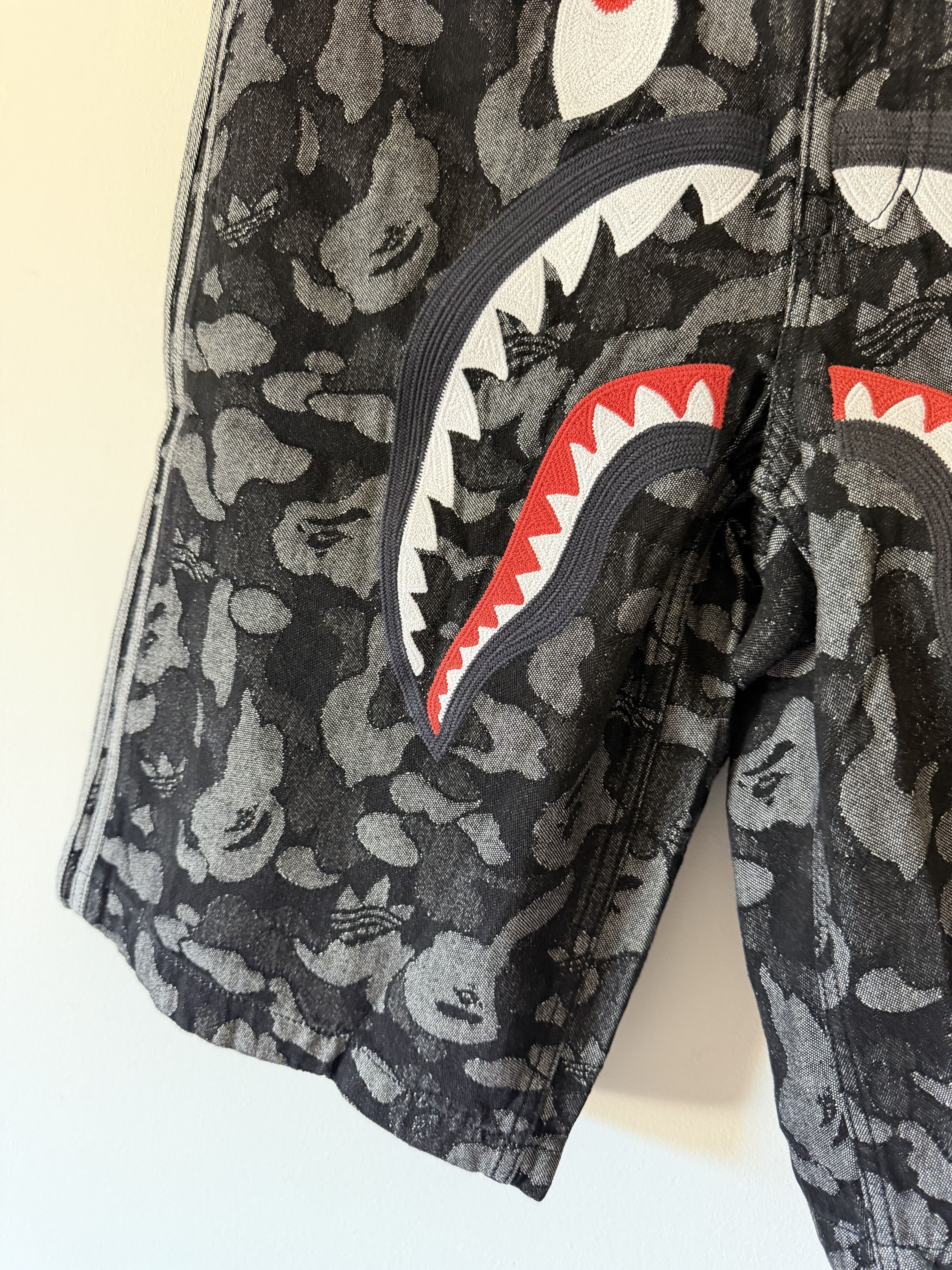 Adidas × Bape Bape Adidas Shark Denim Shorts in Black Camo Size US 32 / EU 48 - 4 Thumbnail