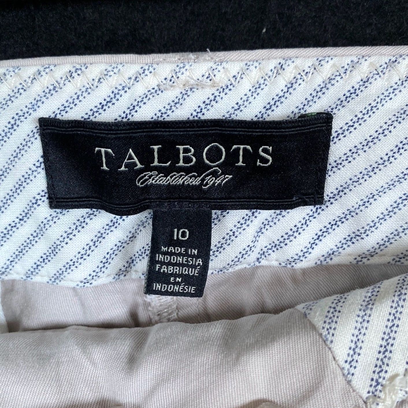 Talbots Talbots Womens Pants Tan Mid Rise Signature Ankle Cropped Stretch 10 Slit? No Size 32" / US 10 / IT 46 - 4 Thumbnail