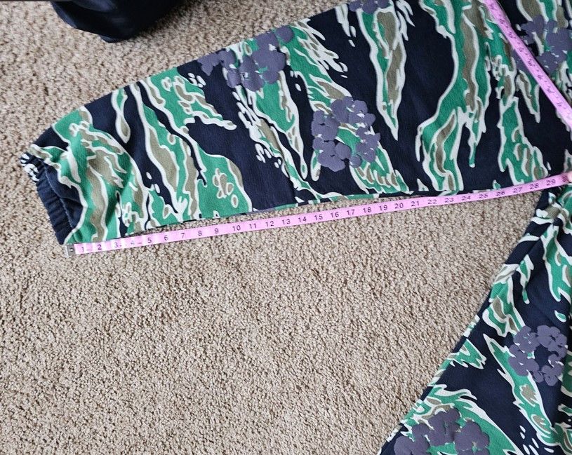 DENIM TEARS Denim Tears Wreath Track Pants Size US 36 / EU 52 - 6 Thumbnail